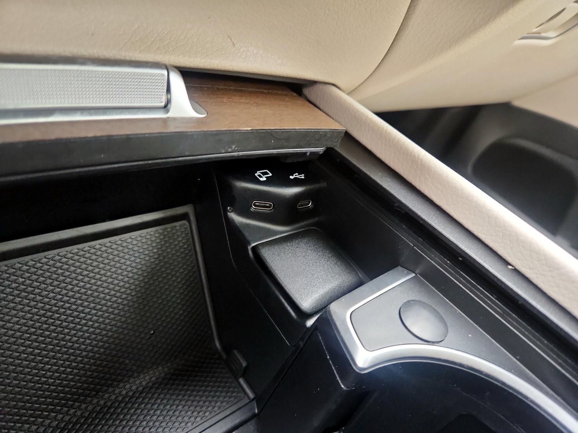 Thumbnail: 2022 Mercedes-Benz GLE - 19