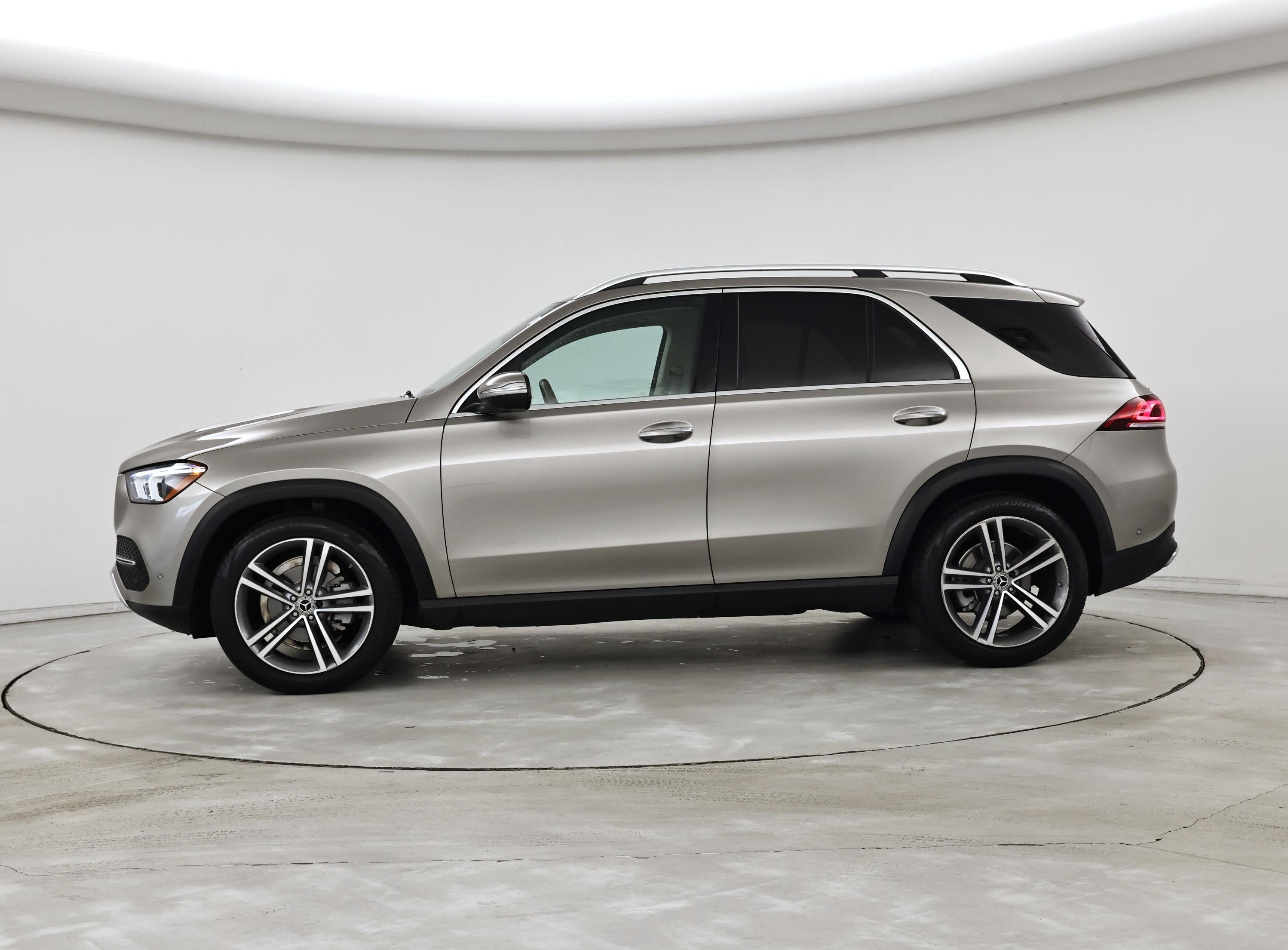 Thumbnail: 2022 Mercedes-Benz GLE - 3