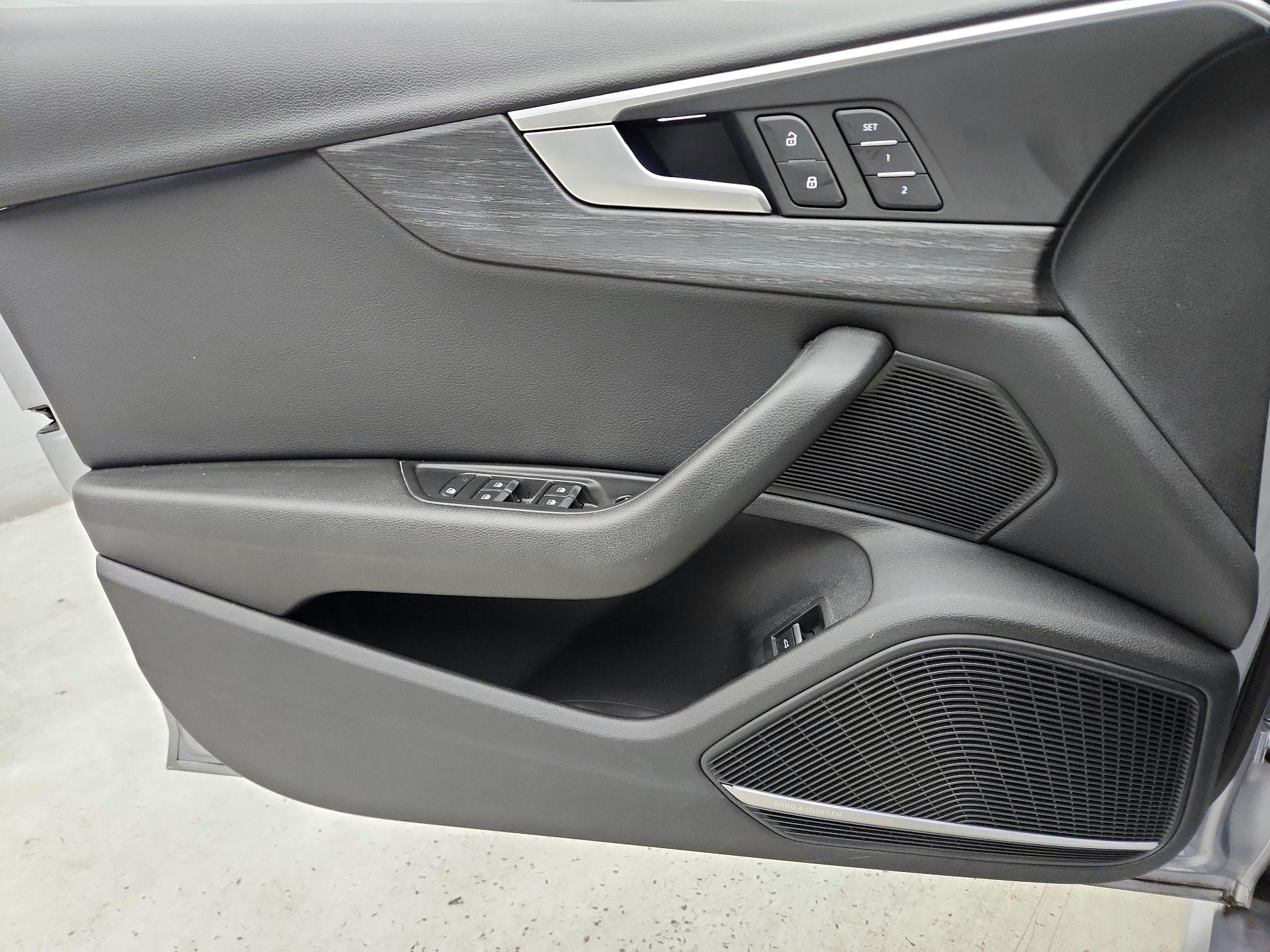 Thumbnail: 2017 Audi A4 - 12