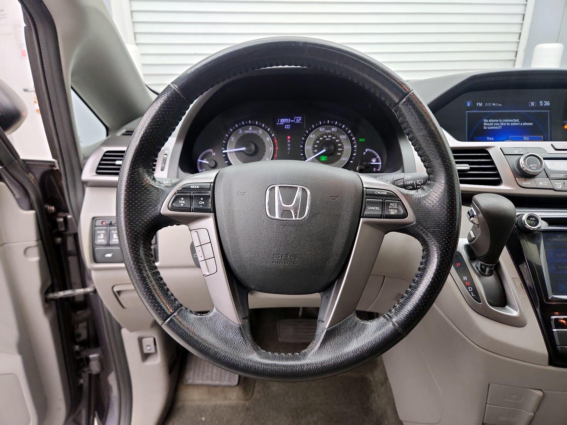 Thumbnail: 2015 Honda Odyssey - 10