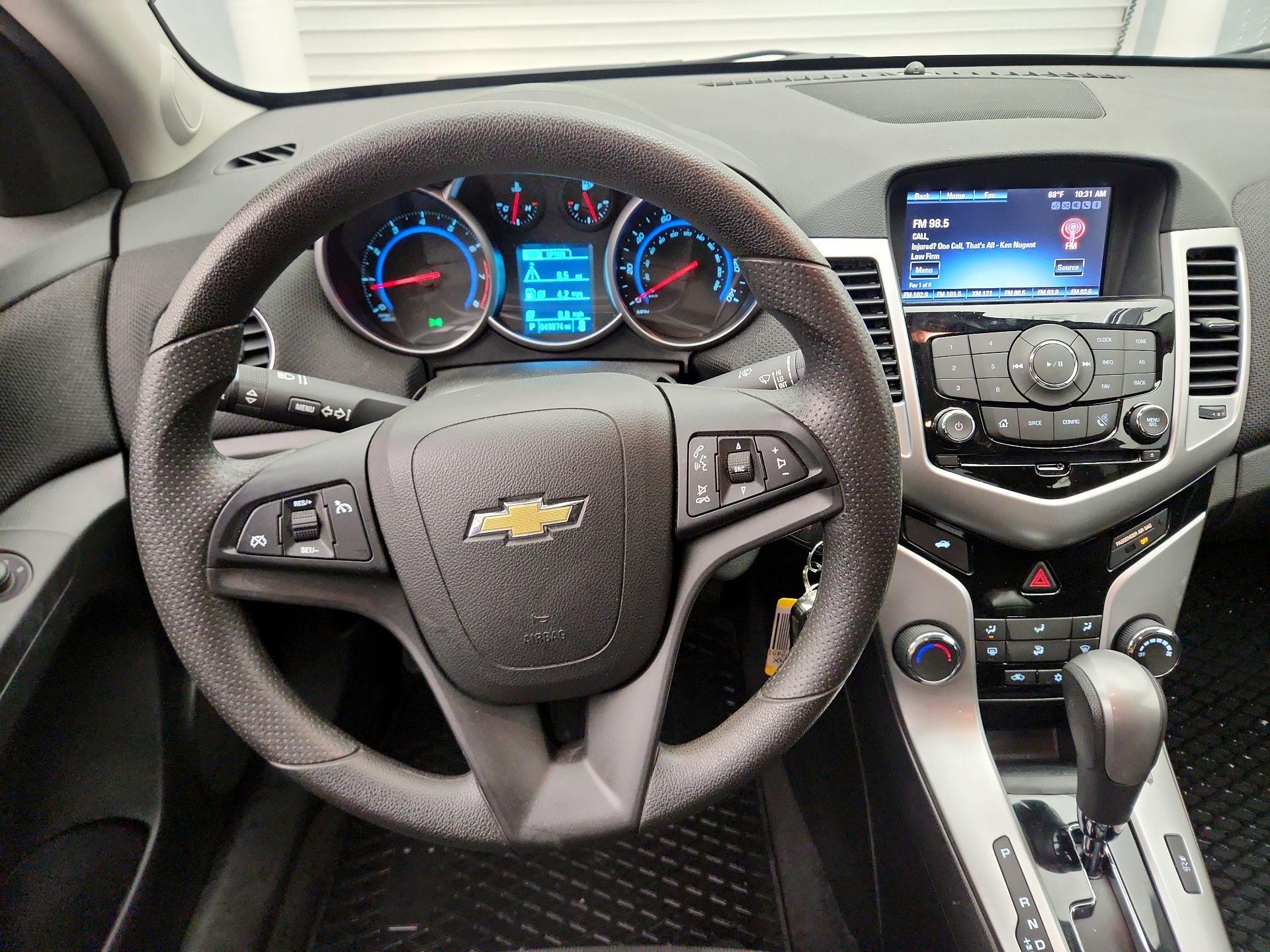 Thumbnail: 2015 Chevrolet Cruze - 10