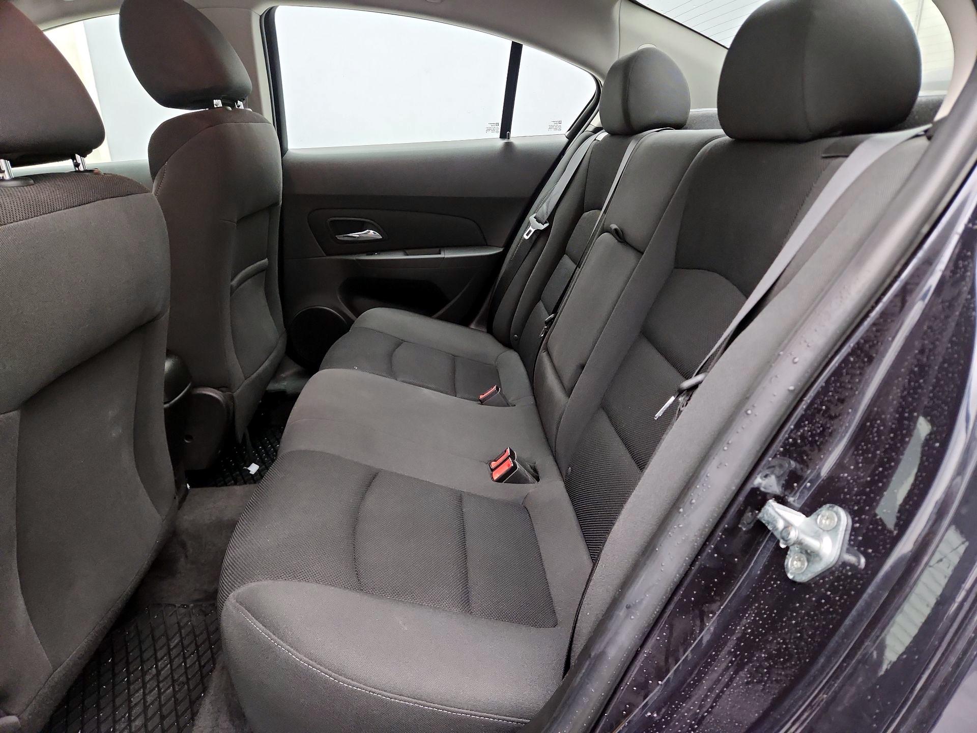 Thumbnail: 2015 Chevrolet Cruze - 19