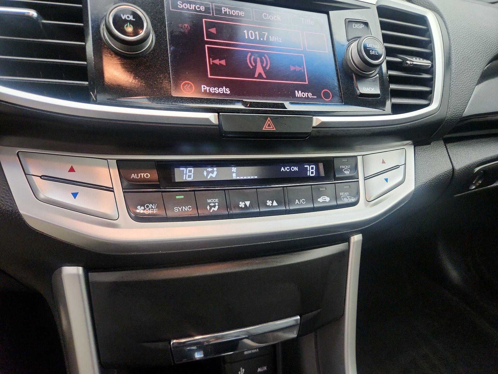 Thumbnail: 2015 Honda Accord - 16
