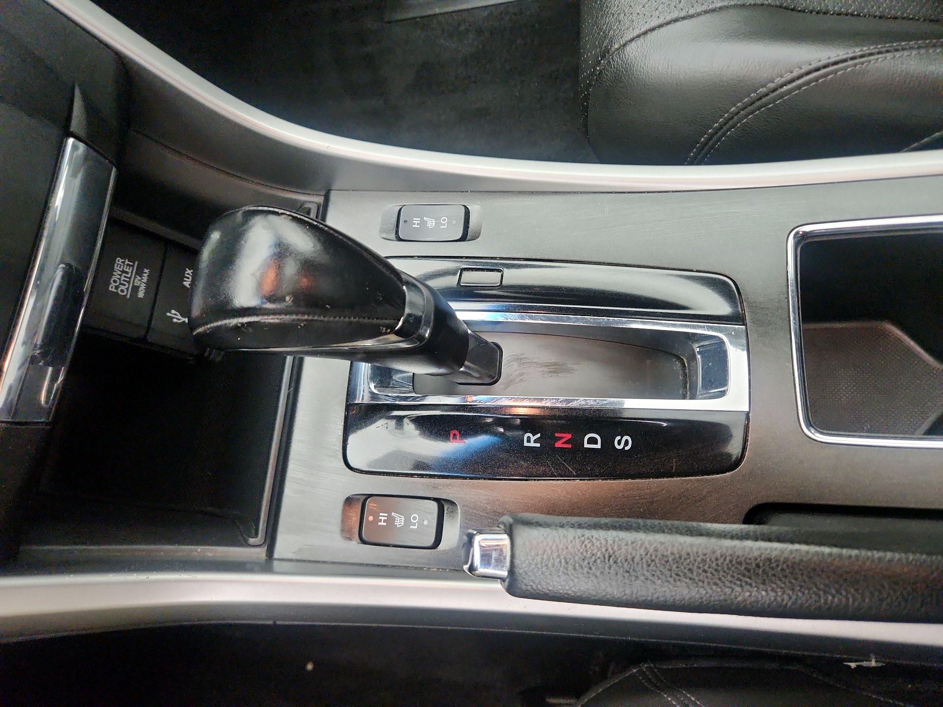 Thumbnail: 2015 Honda Accord - 17