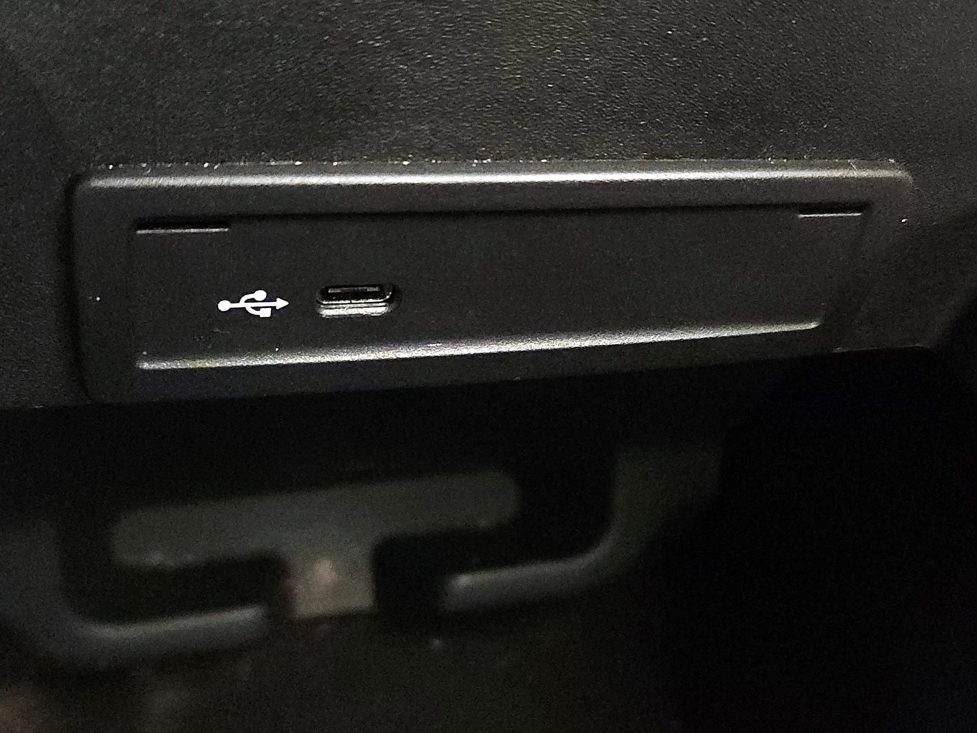 Thumbnail: 2022 Mercedes-Benz GLE - 19