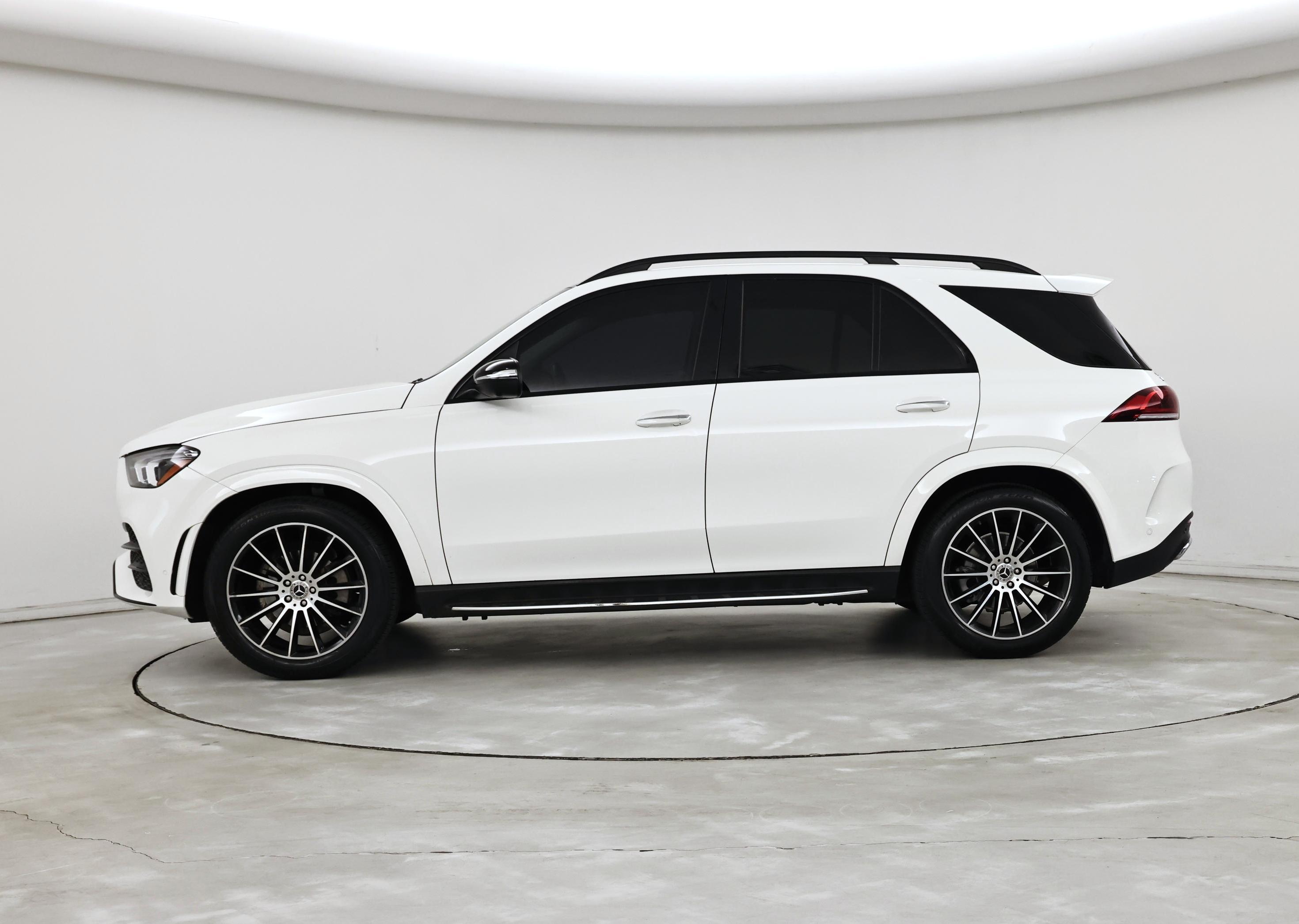 Thumbnail: 2022 Mercedes-Benz GLE - 3