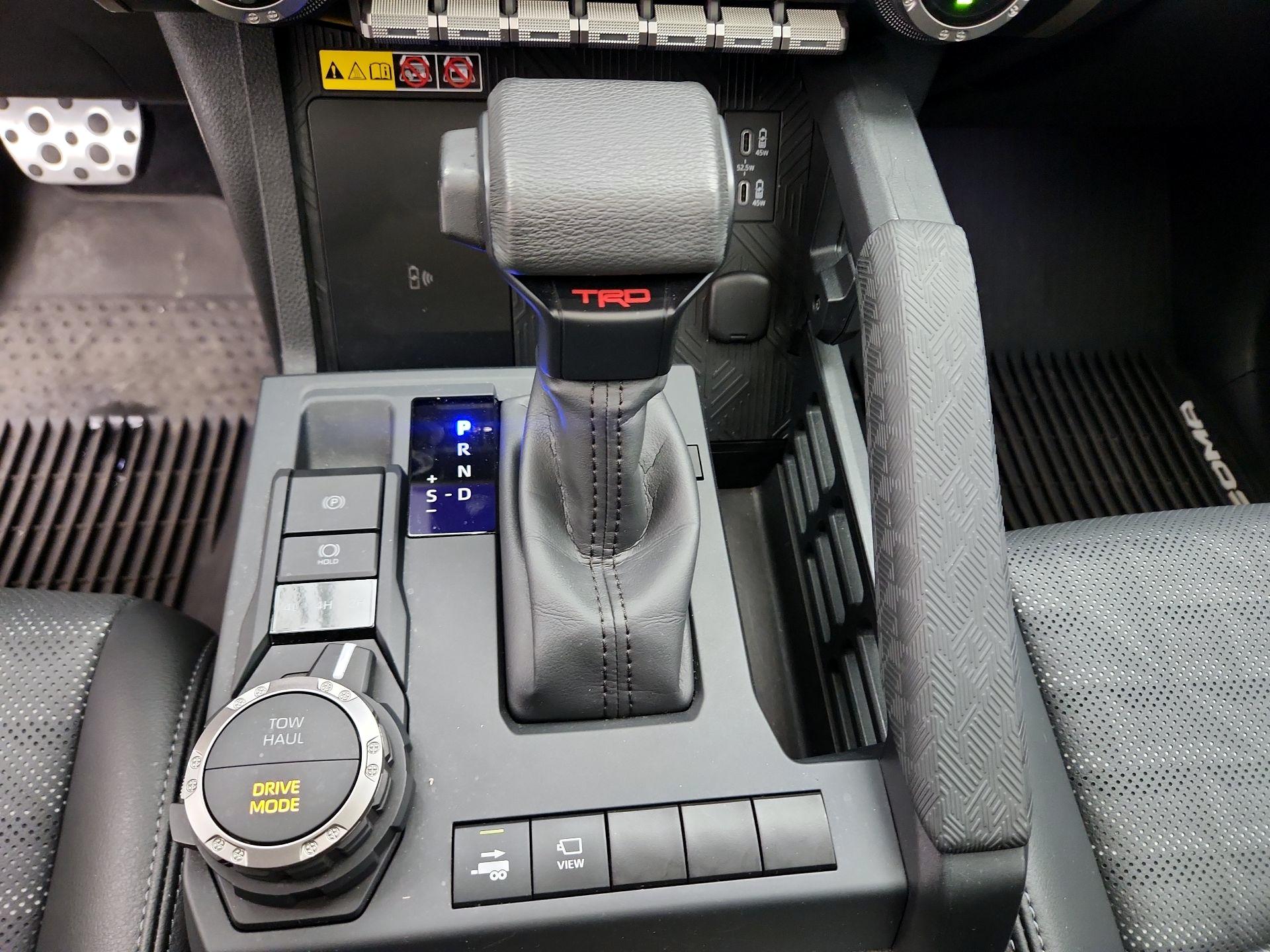 Thumbnail: 2024 Toyota Tacoma - 17