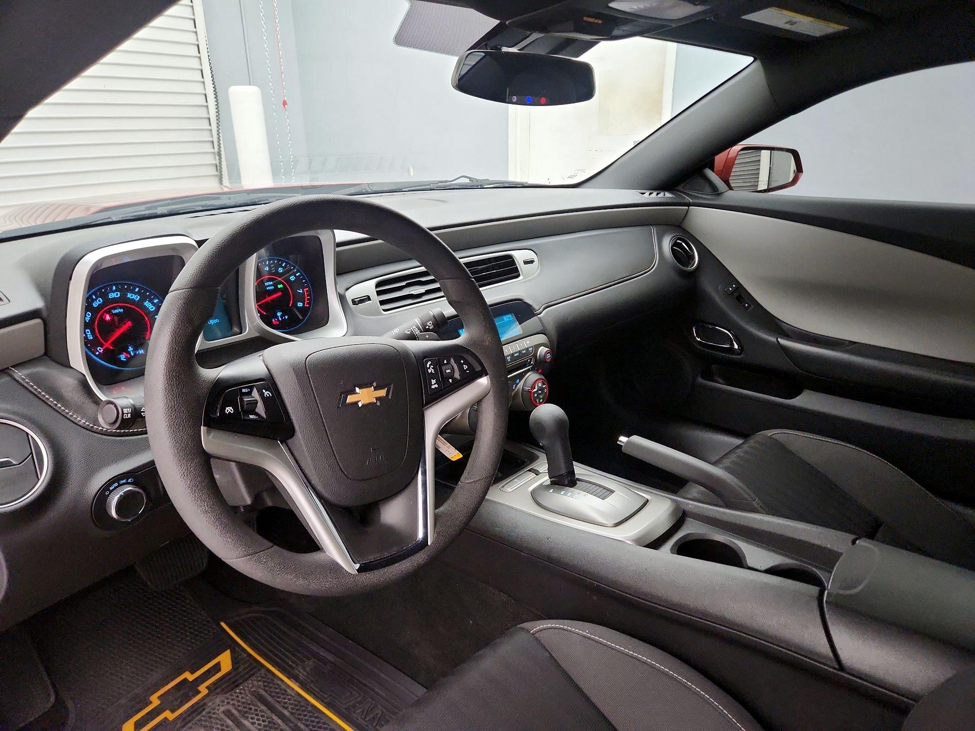 Thumbnail: 2015 Chevrolet Camaro - 9