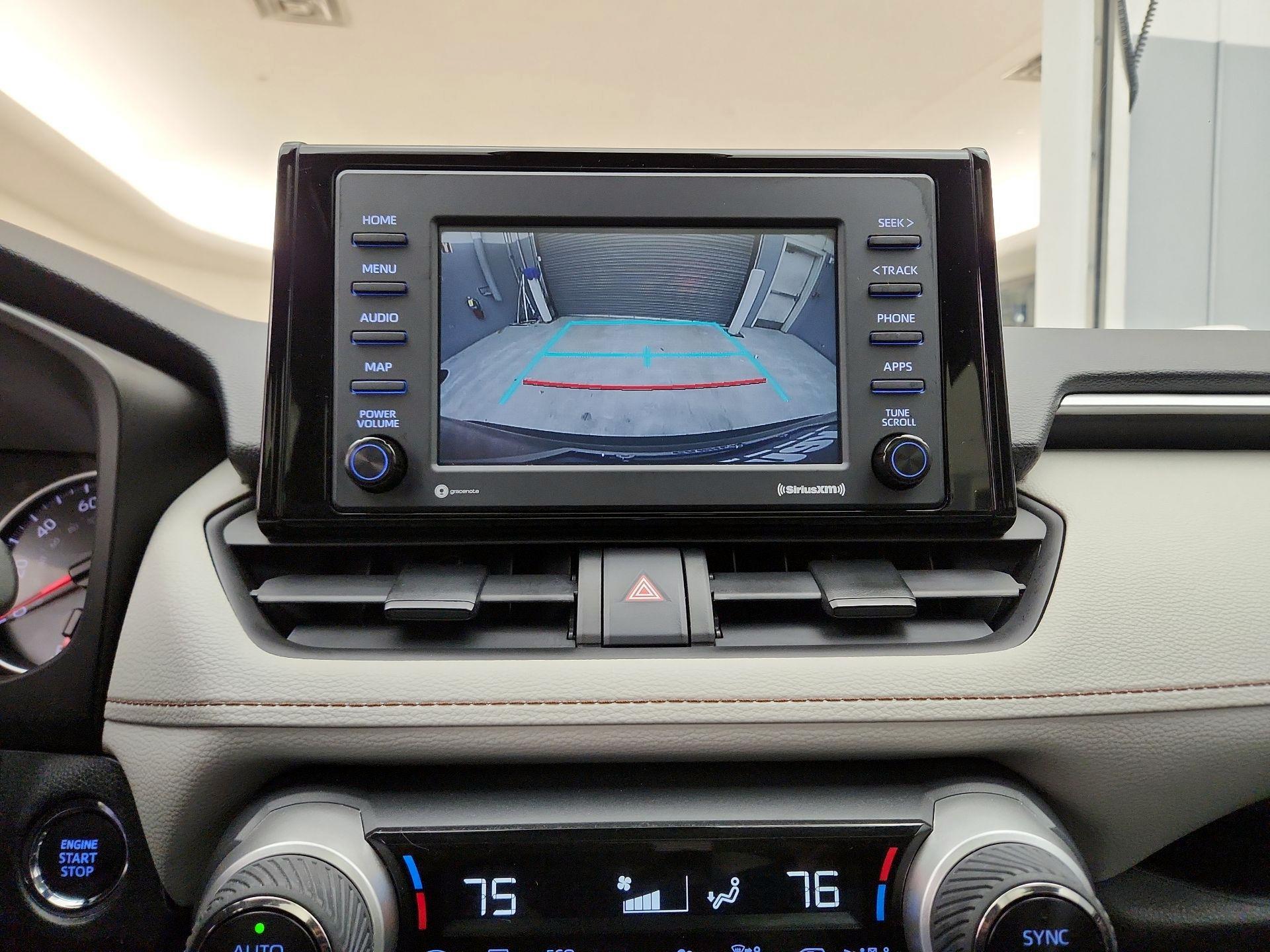 Thumbnail: 2022 Toyota RAV4 - 14