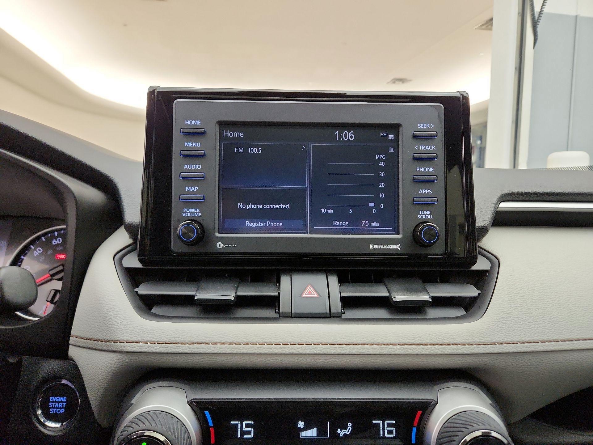 Thumbnail: 2022 Toyota RAV4 - 15