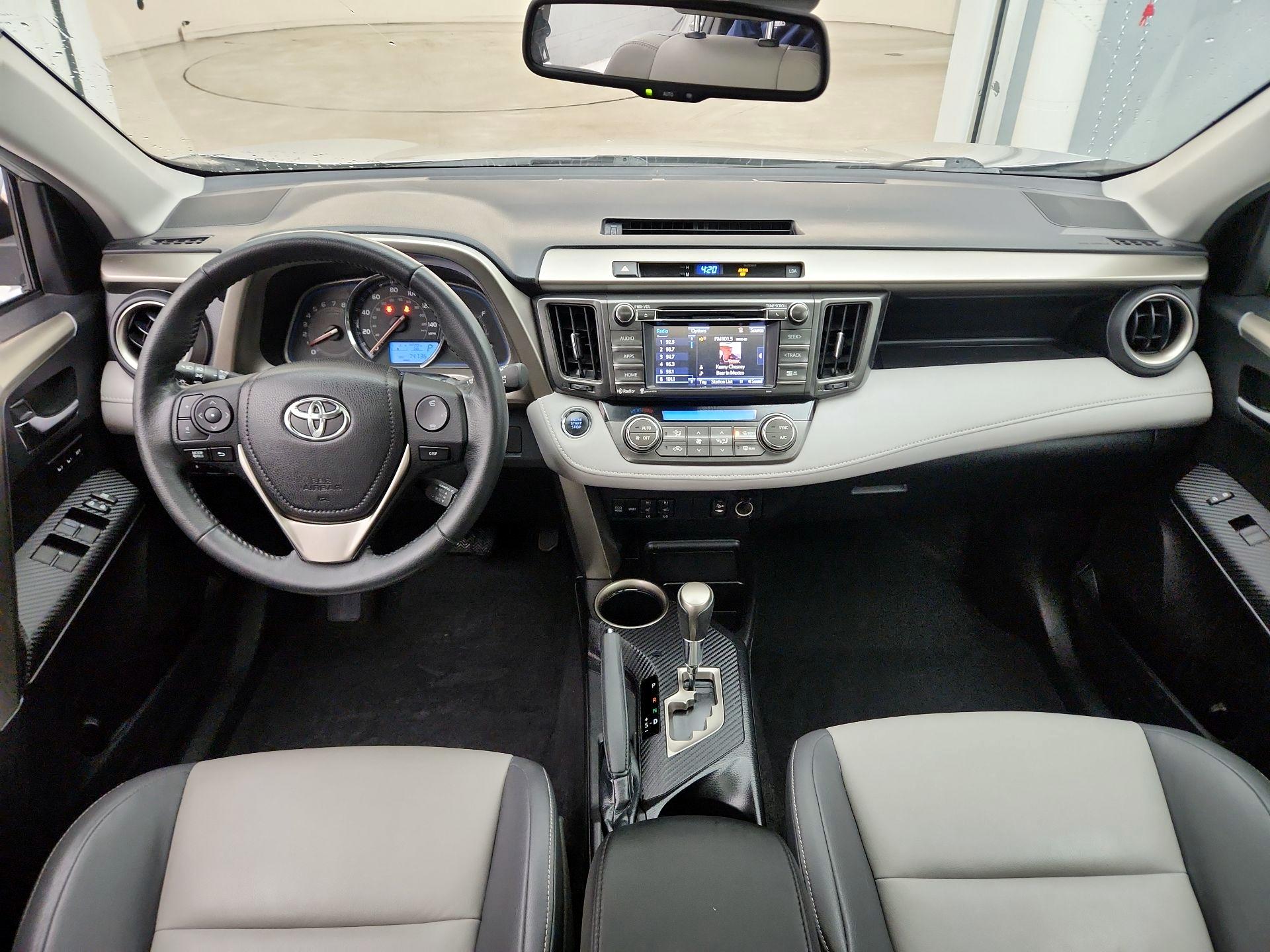 Thumbnail: 2015 Toyota RAV4 - 9