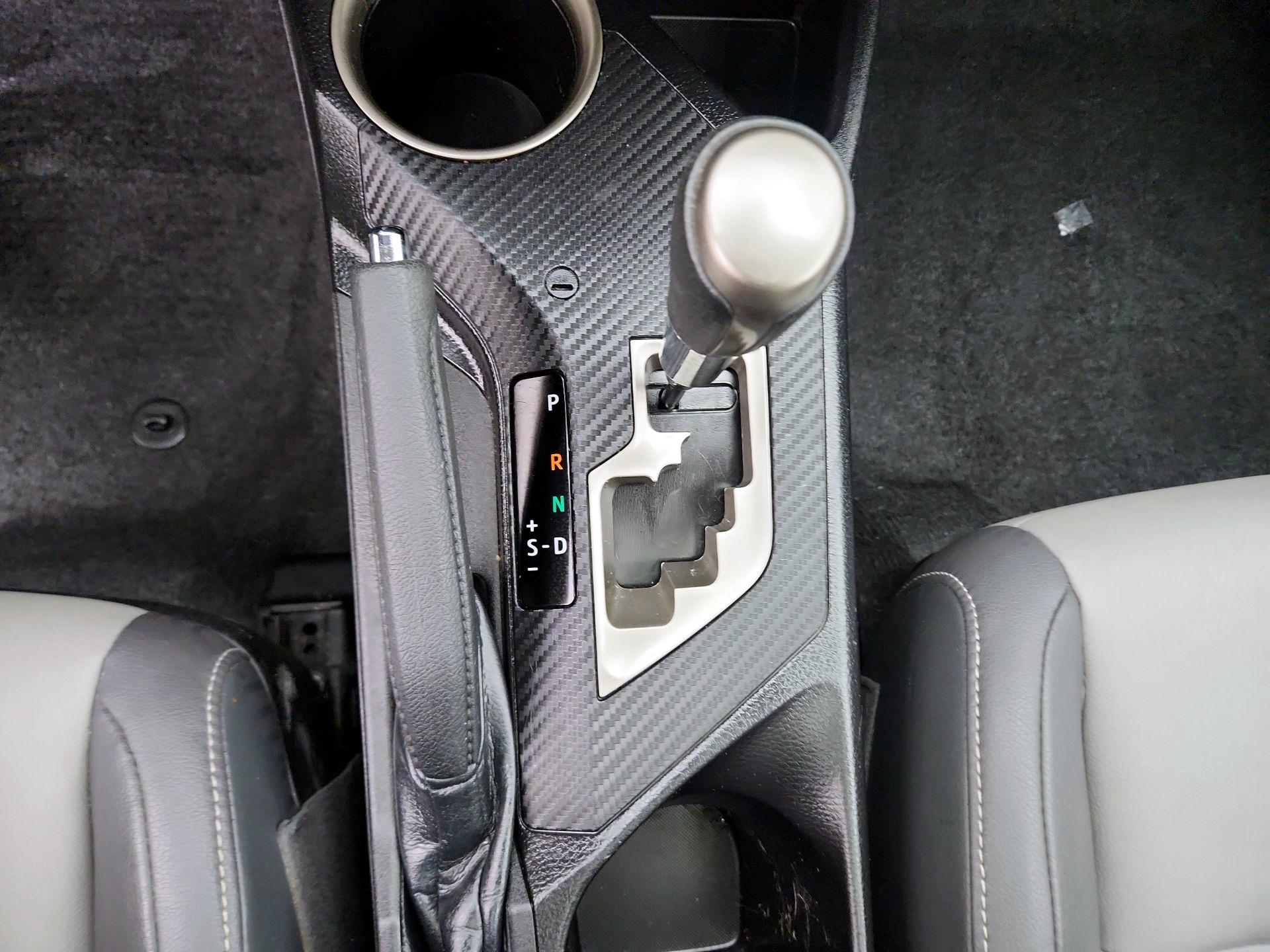 Thumbnail: 2015 Toyota RAV4 - 17