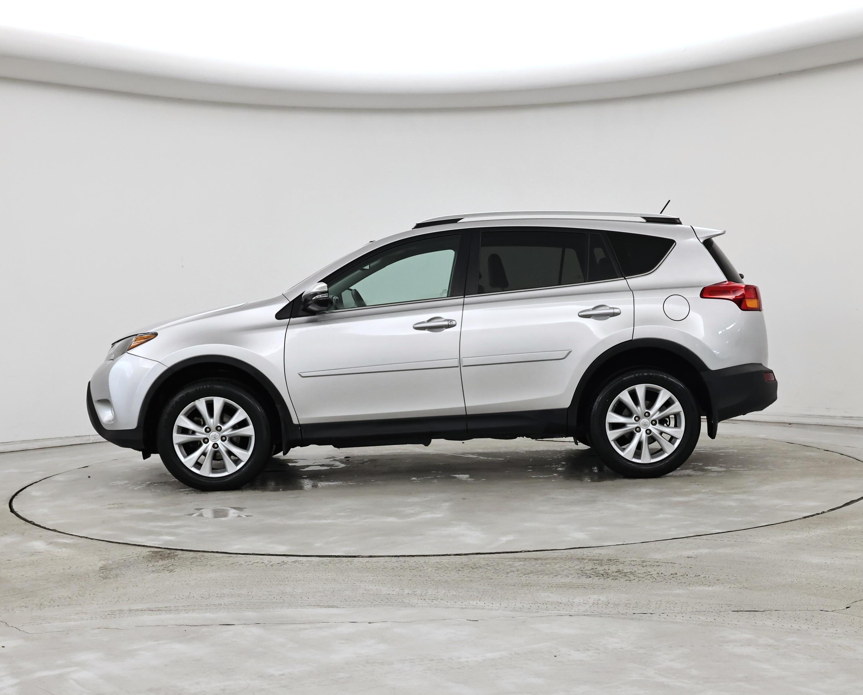 Thumbnail: 2015 Toyota RAV4 - 3