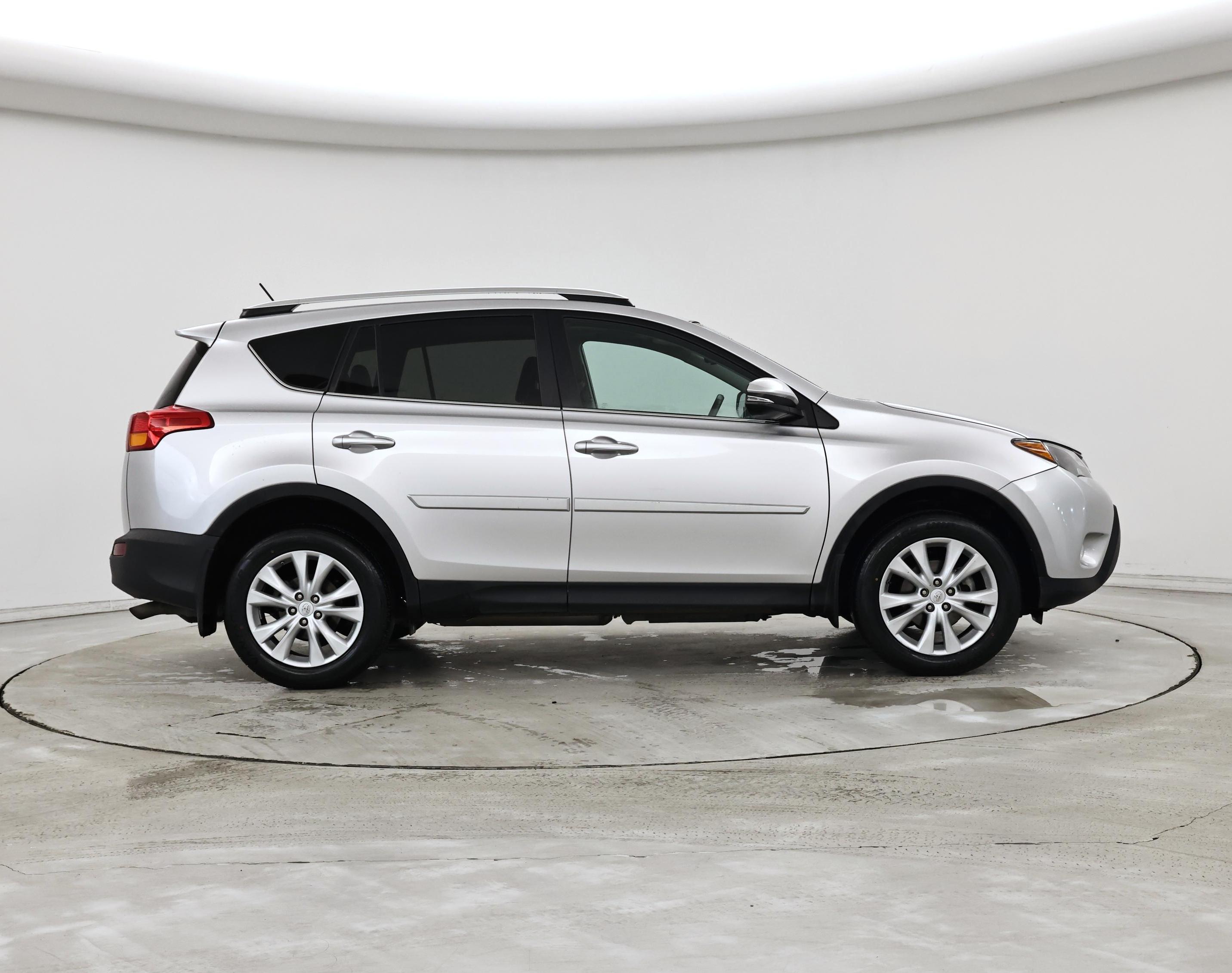 Thumbnail: 2015 Toyota RAV4 - 7