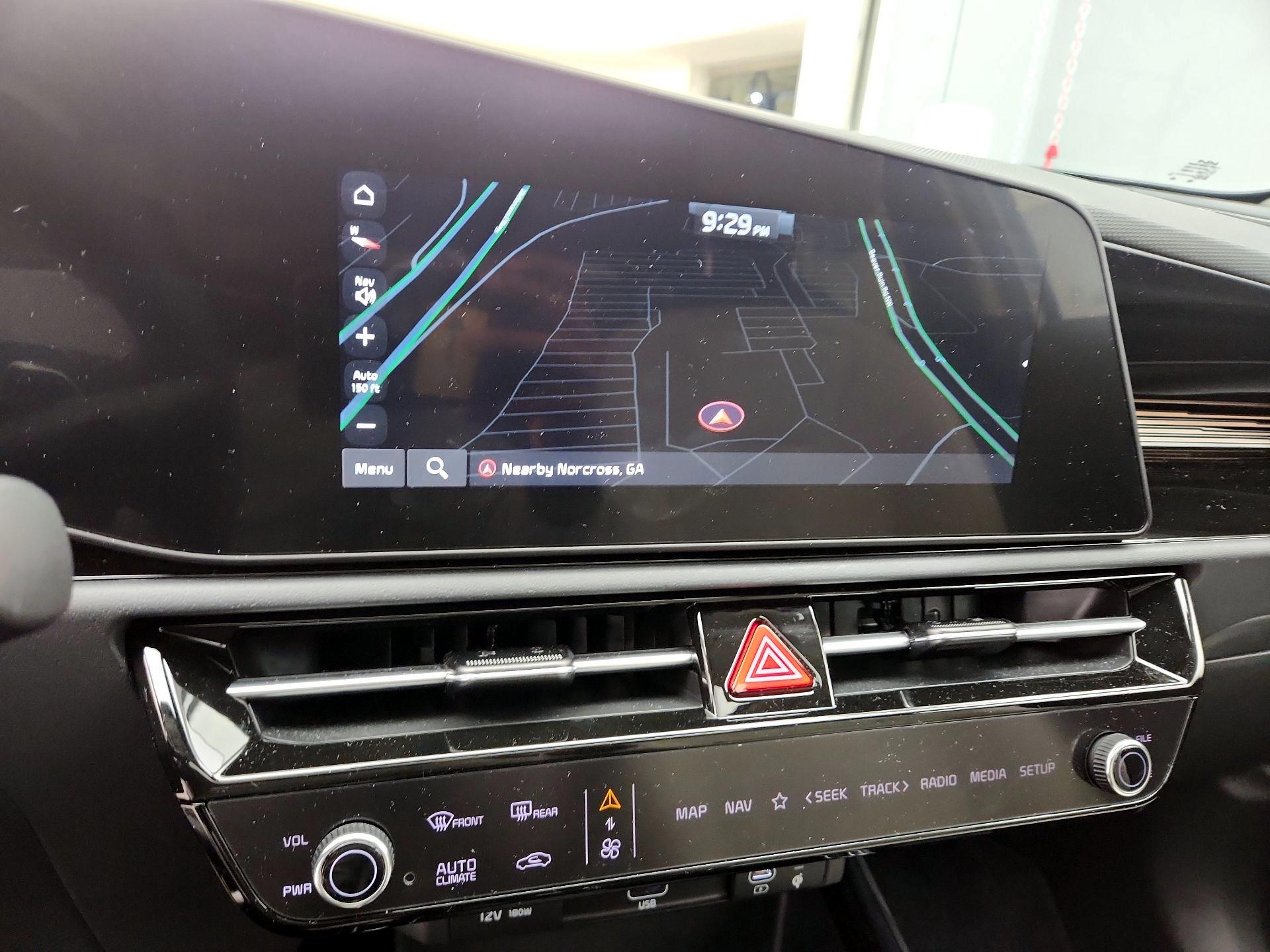 Thumbnail: 2024 Kia Niro - 14