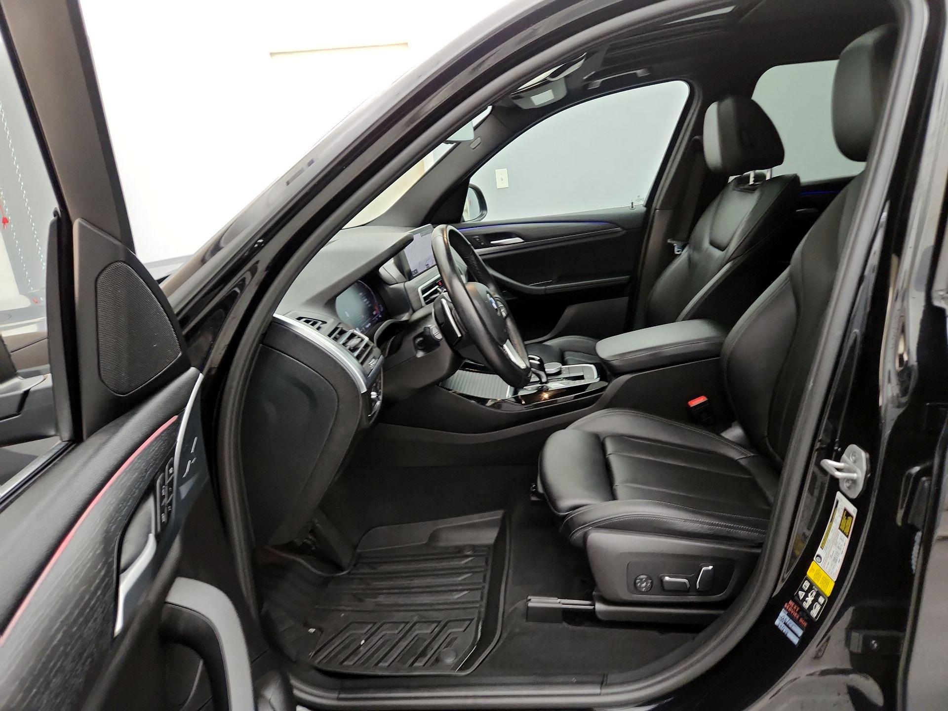 Thumbnail: 2024 BMW X3 - 11