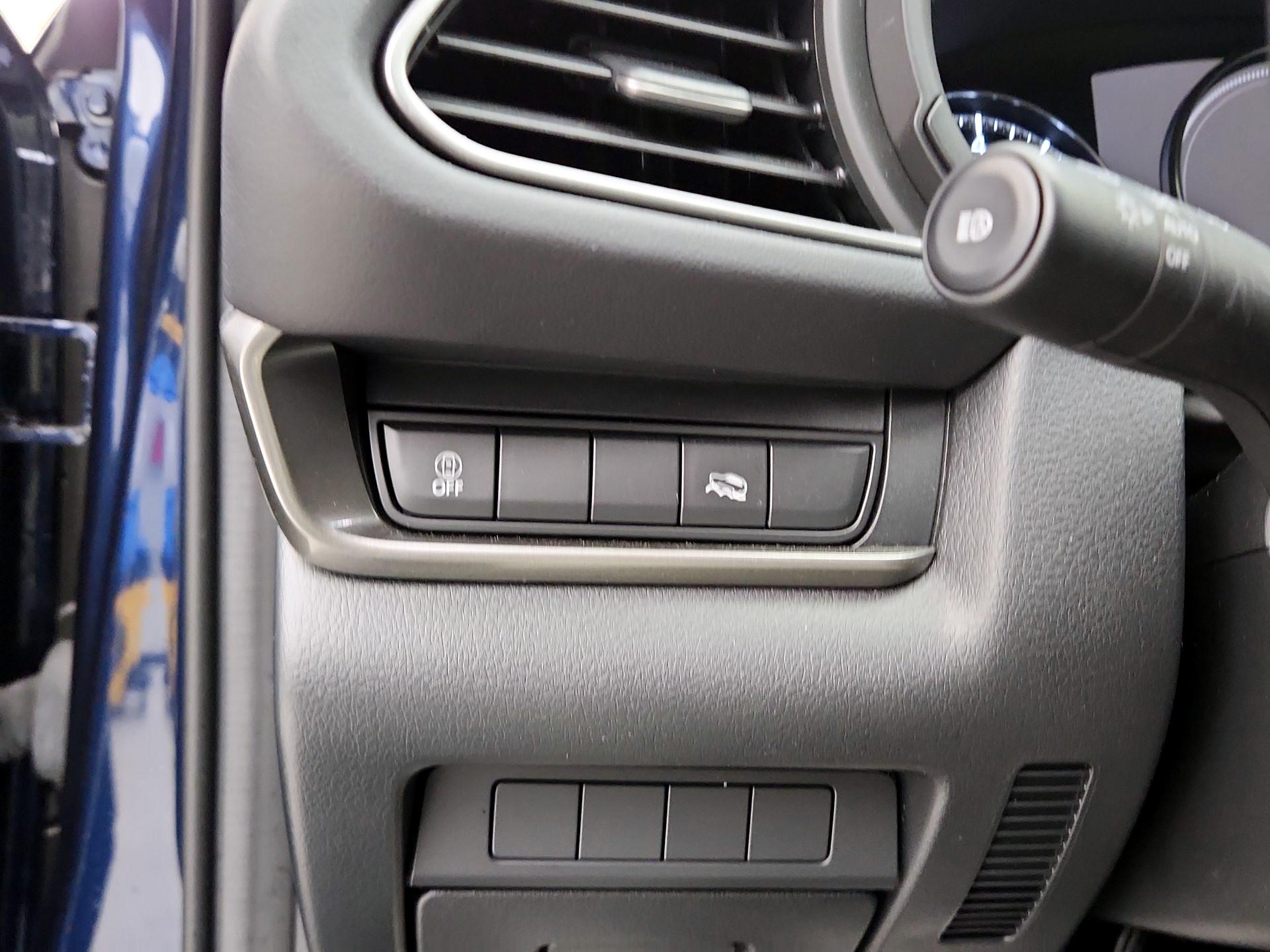 Thumbnail: 2023 Mazda CX-30 - 13