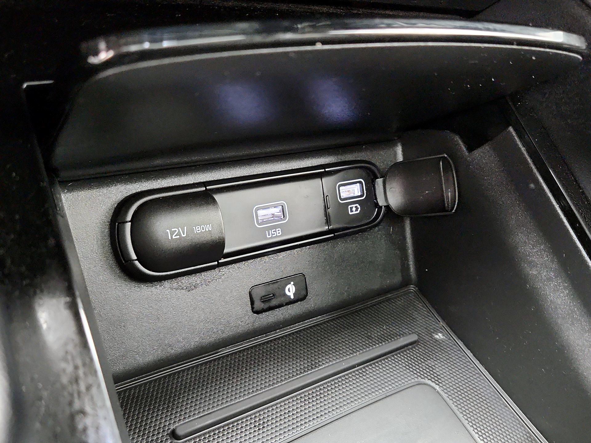 Thumbnail: 2021 Kia Telluride - 19