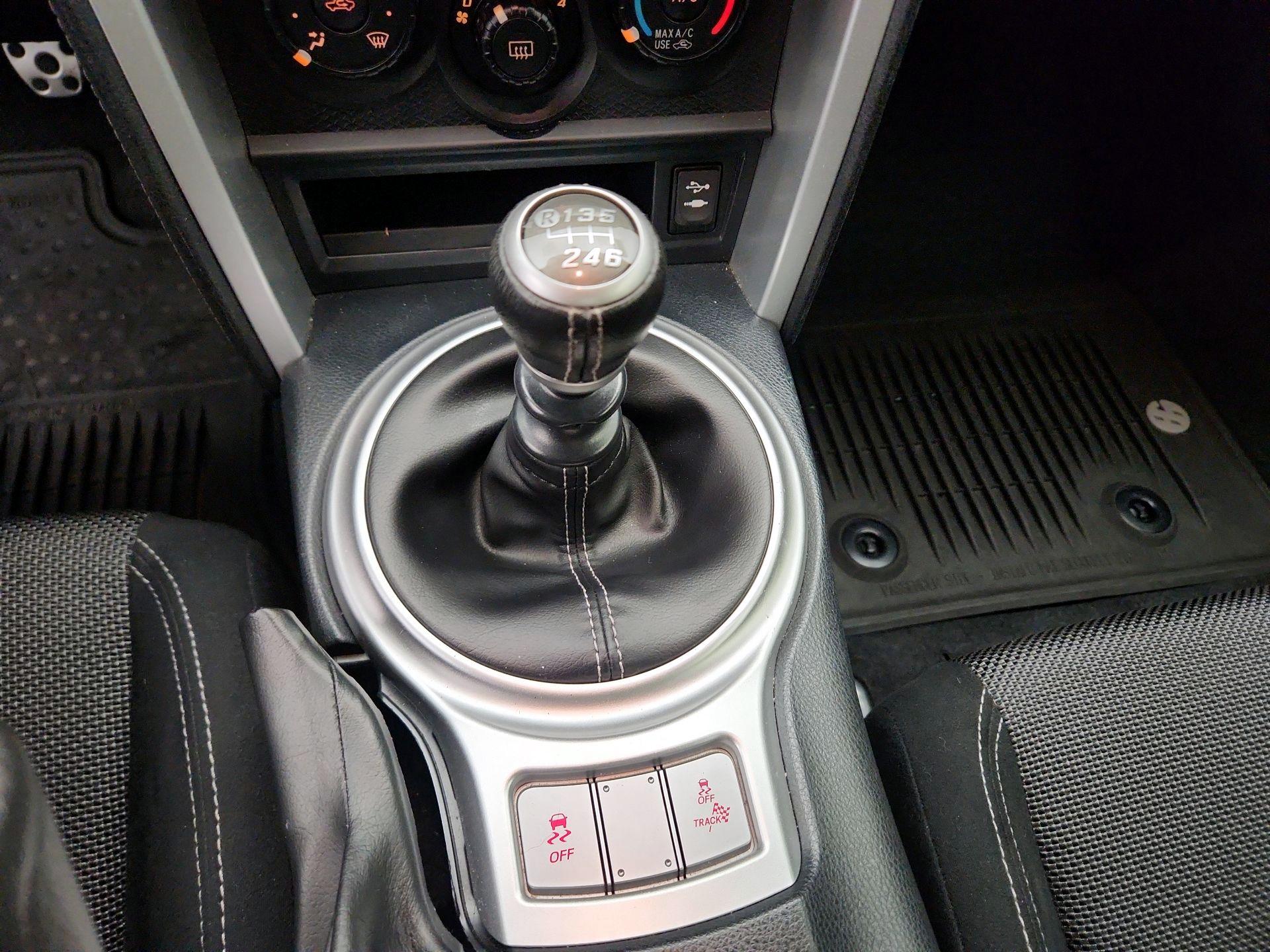 Thumbnail: 2017 Toyota 86 - 17