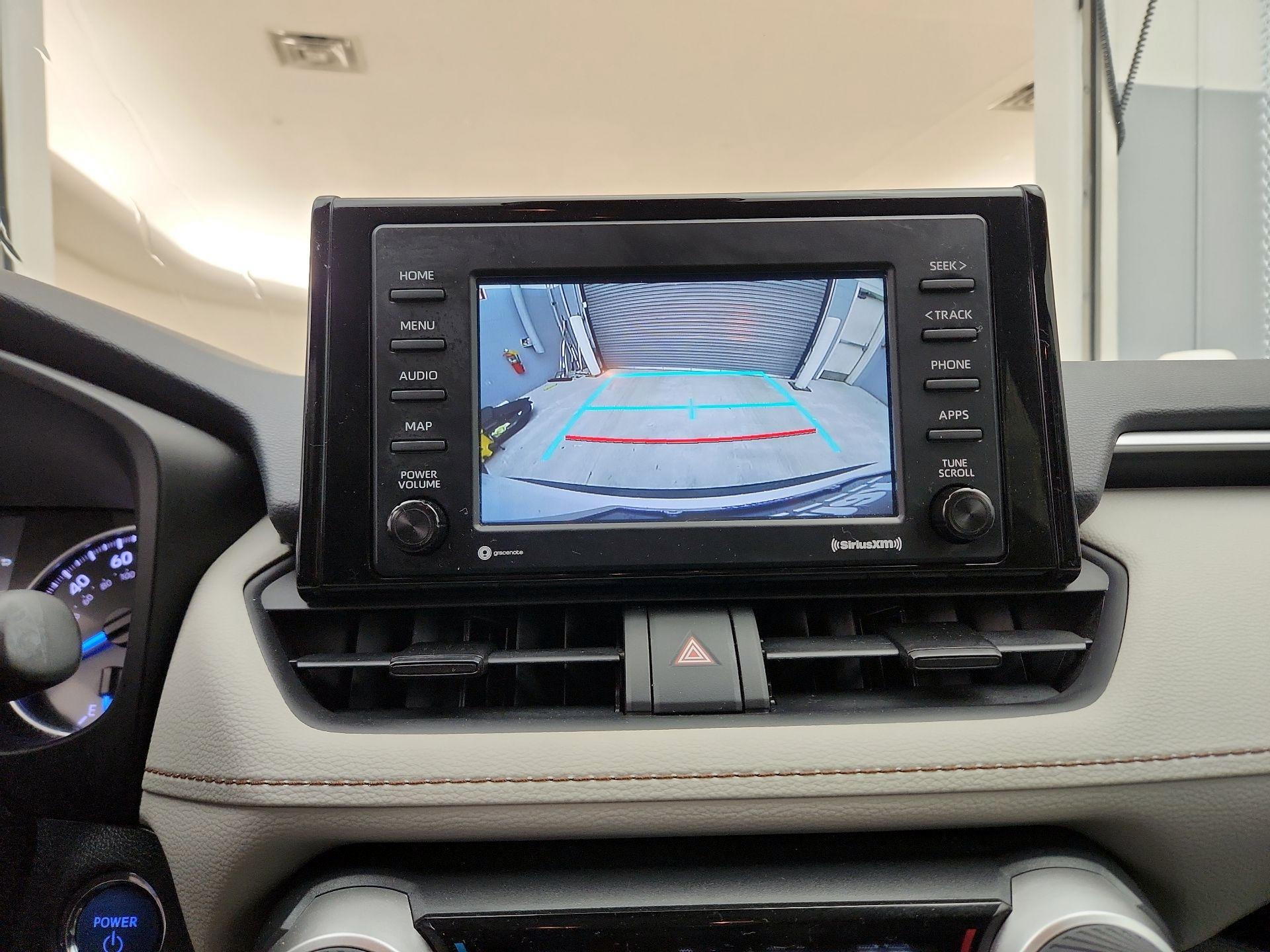 Thumbnail: 2021 Toyota RAV4 - 14