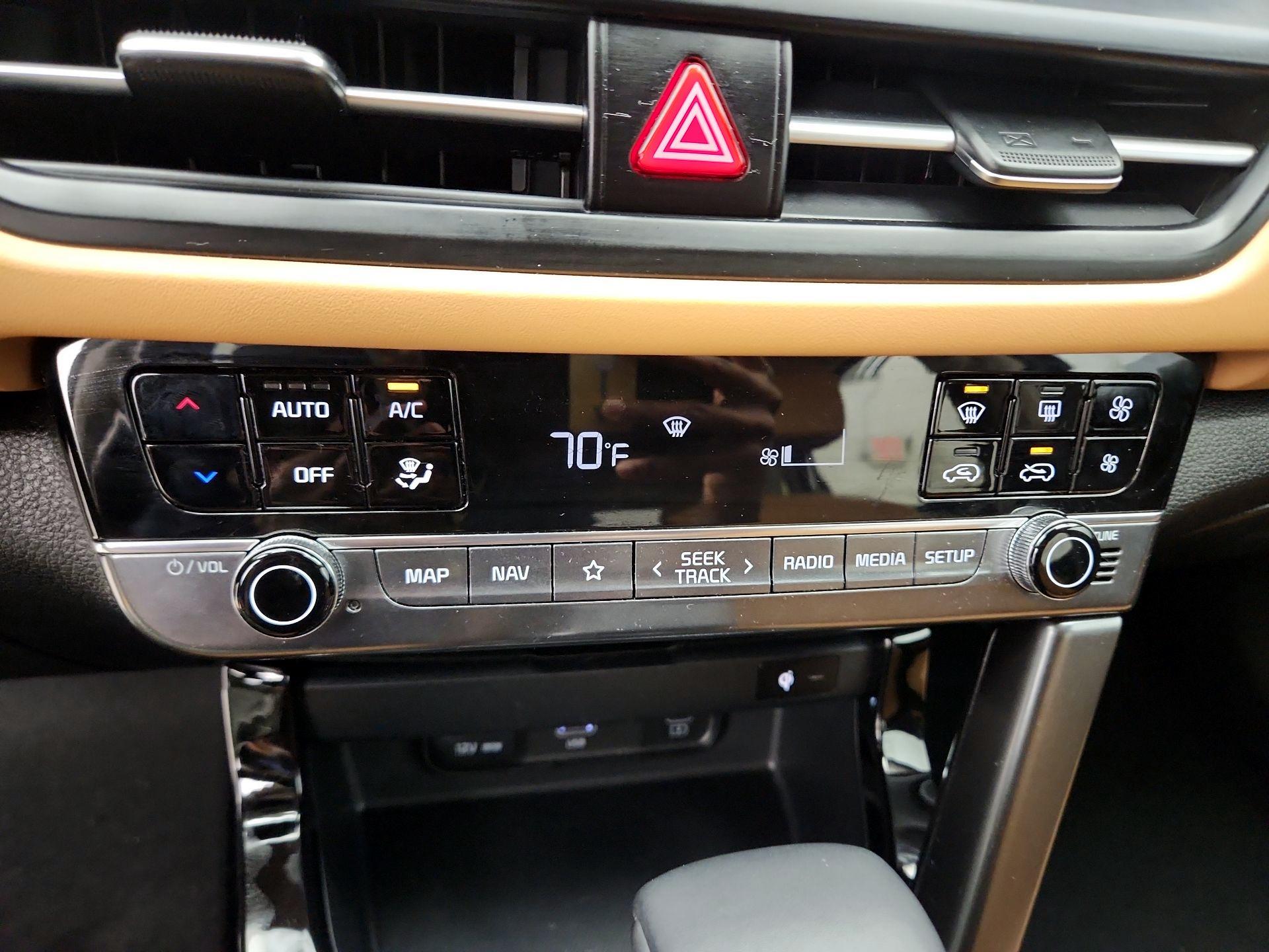 Thumbnail: 2024 Kia Seltos - 17