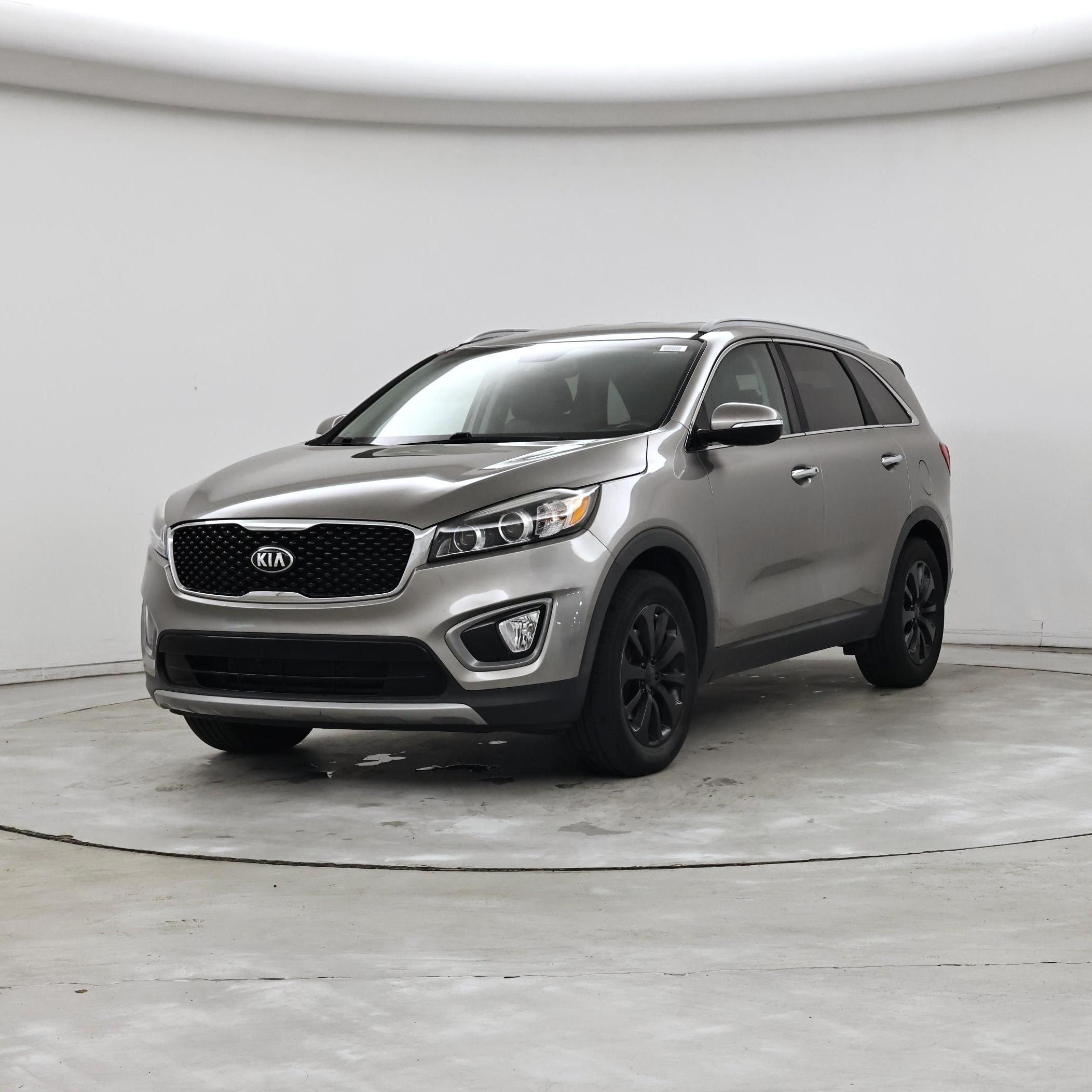 Thumbnail: 2016 Kia Sorento - 4