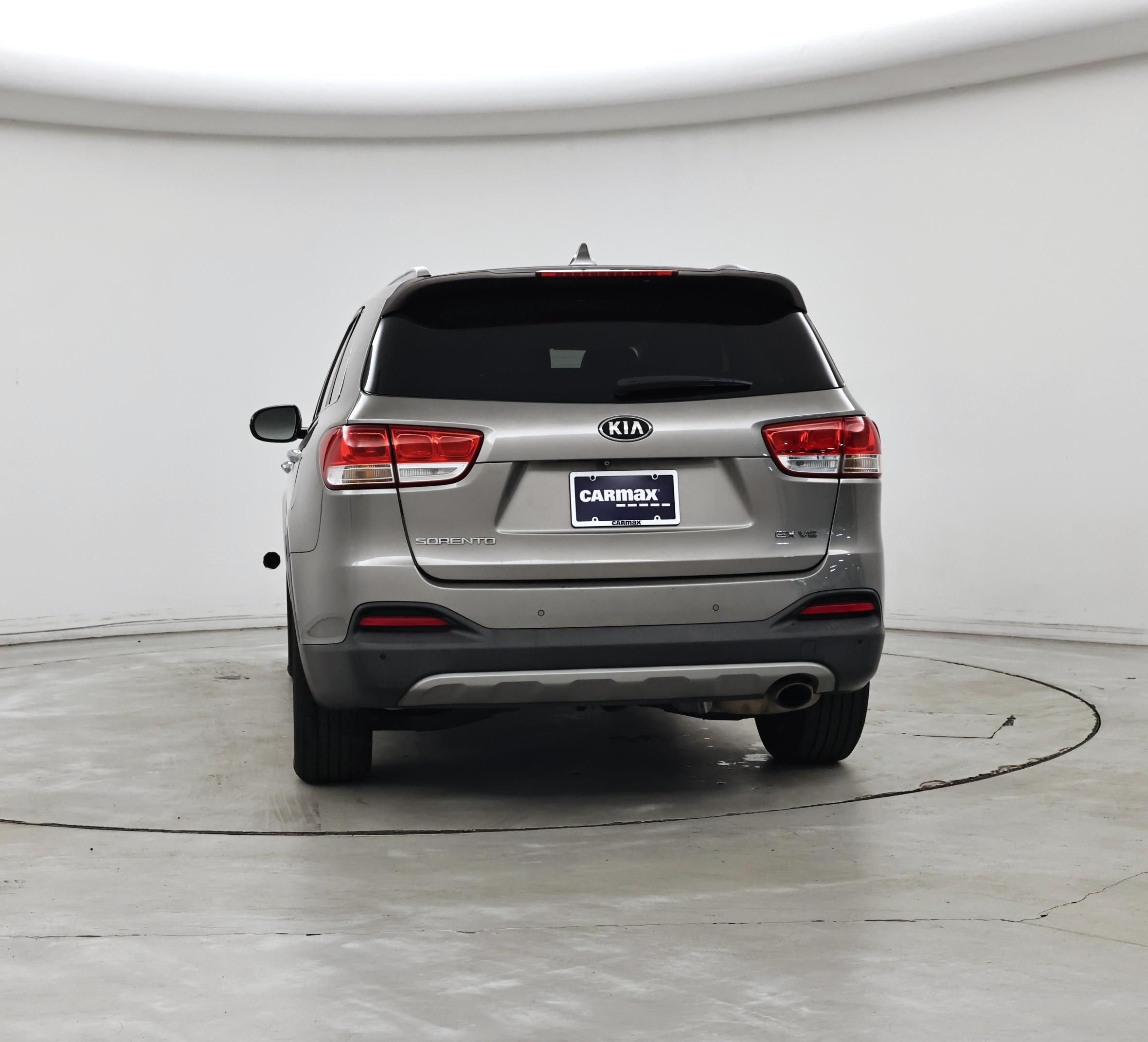 Thumbnail: 2016 Kia Sorento - 6