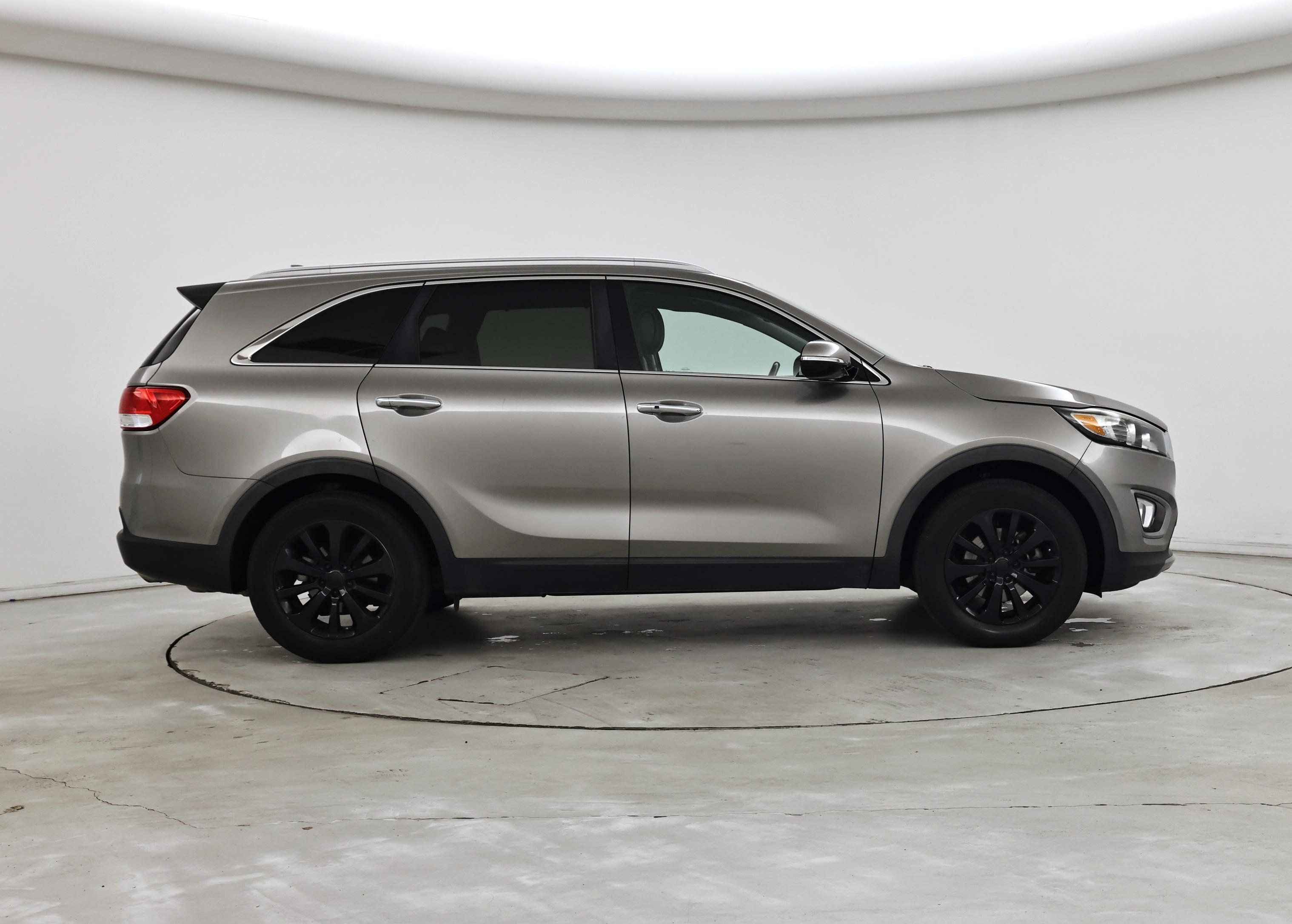 Thumbnail: 2016 Kia Sorento - 7