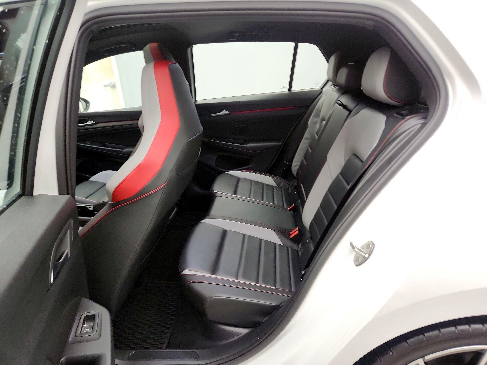 Thumbnail: 2023 Volkswagen Golf - 20