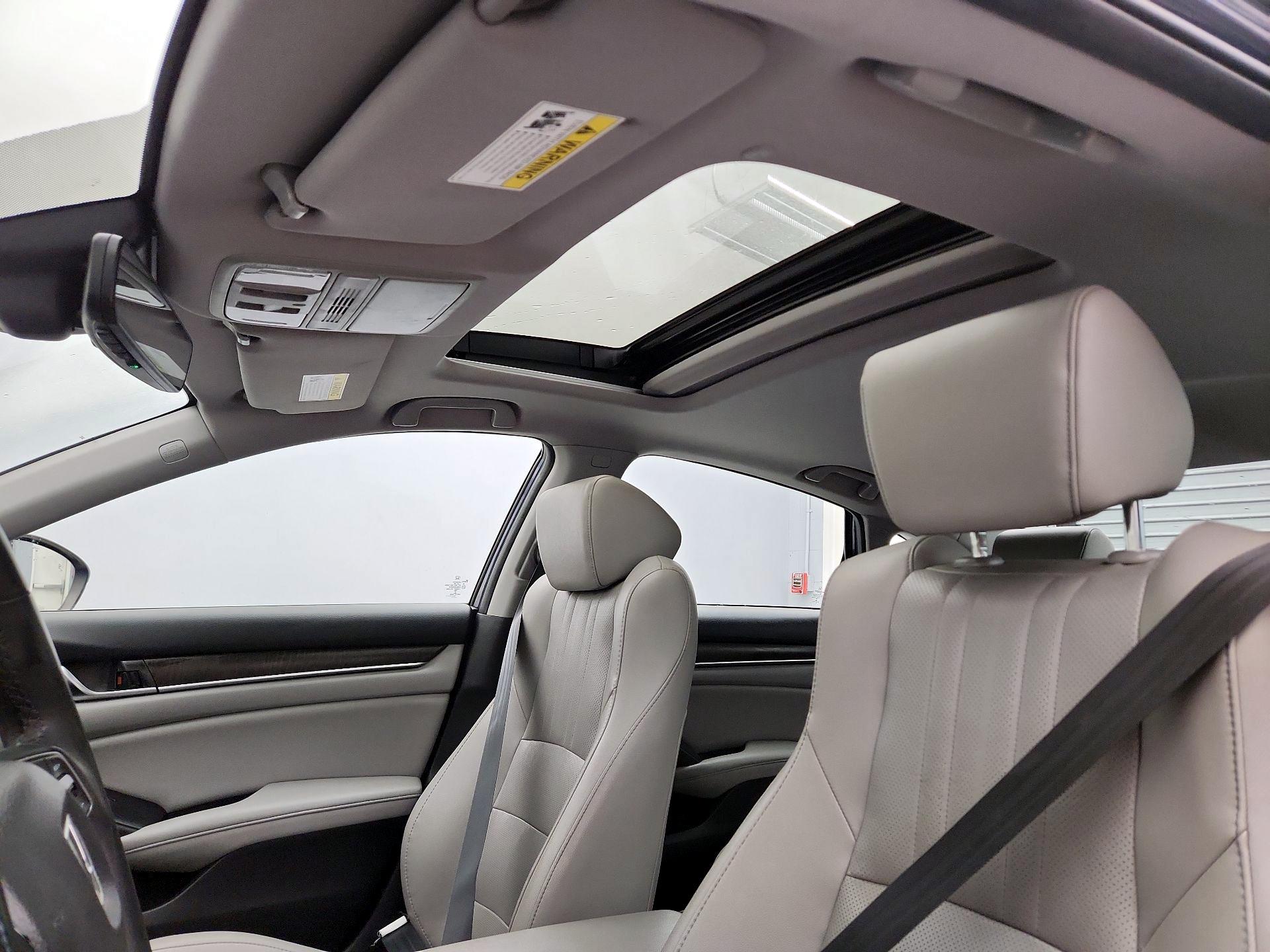 Thumbnail: 2019 Honda Accord - 19