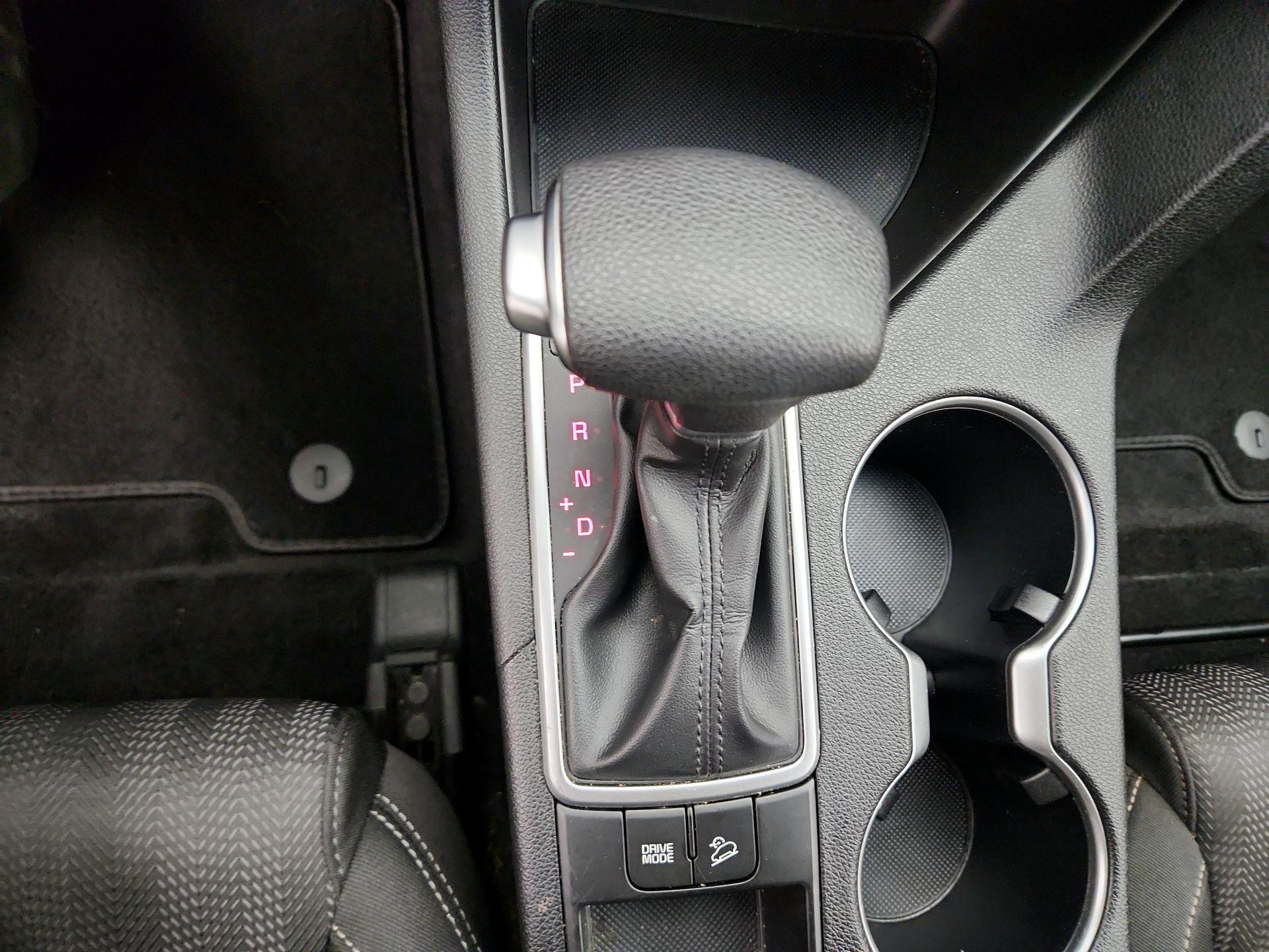 Thumbnail: 2020 Kia Sportage - 17