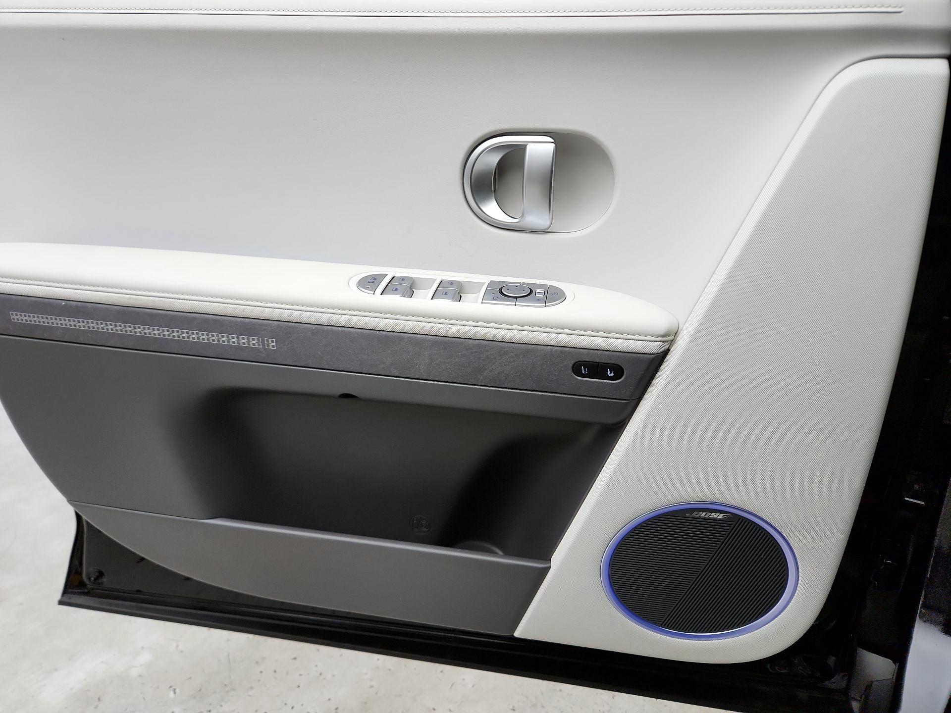 Thumbnail: 2024 Hyundai Ioniq 5 - 12