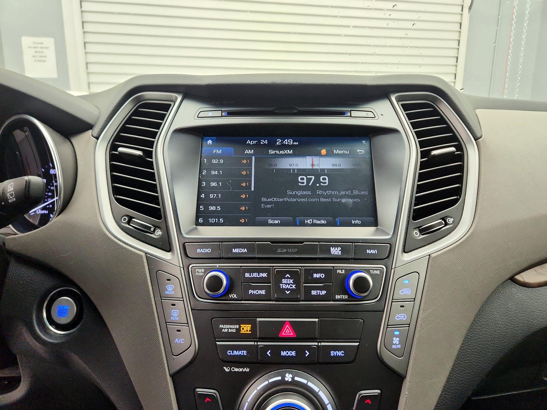 Thumbnail: 2017 Hyundai Santa Fe - 16