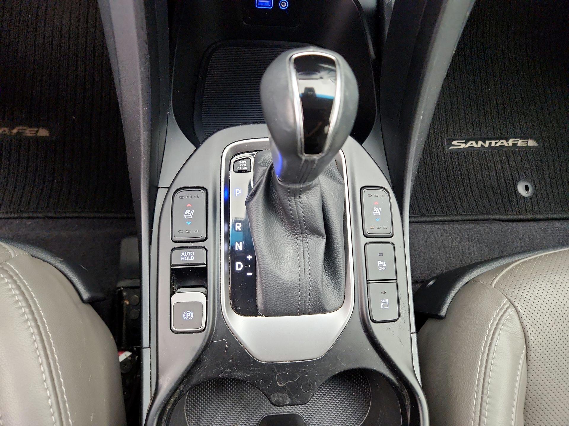 Thumbnail: 2017 Hyundai Santa Fe - 18