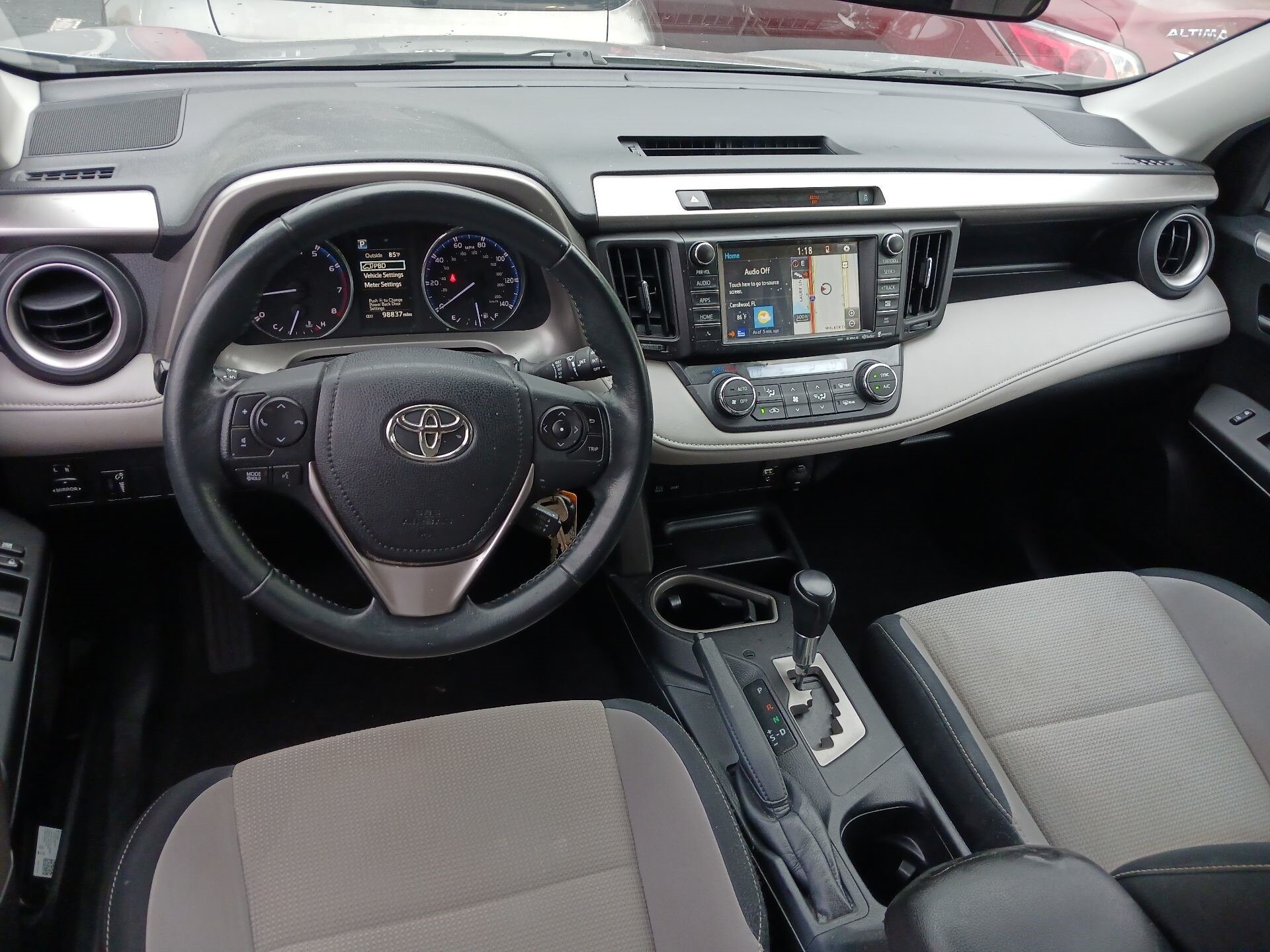 Thumbnail: 2016 Toyota RAV4 - 11