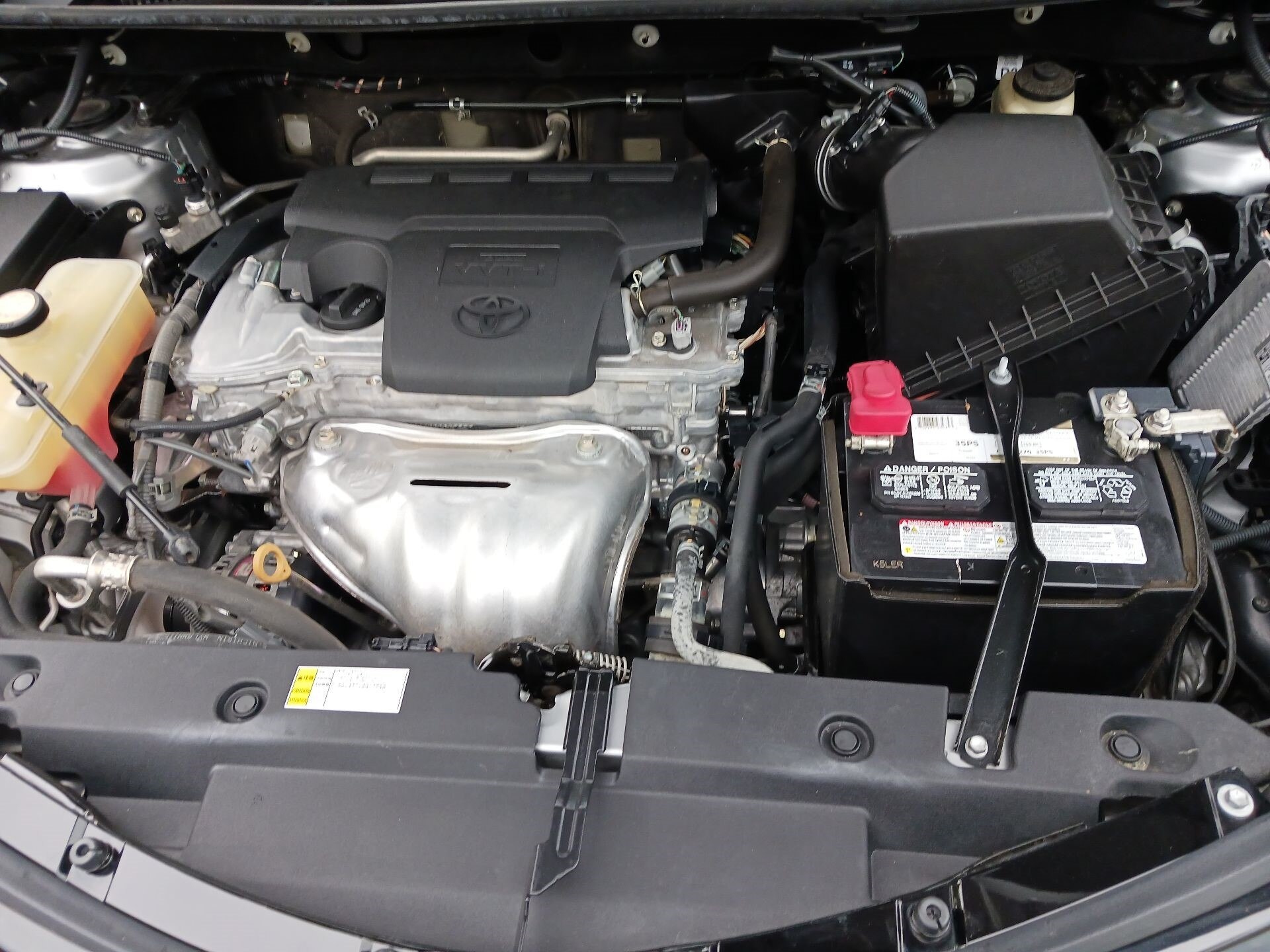 Thumbnail: 2016 Toyota RAV4 - 12