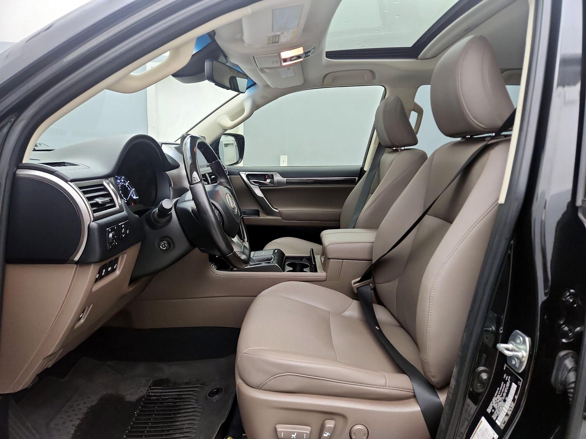 Thumbnail: 2022 Lexus GX - 11