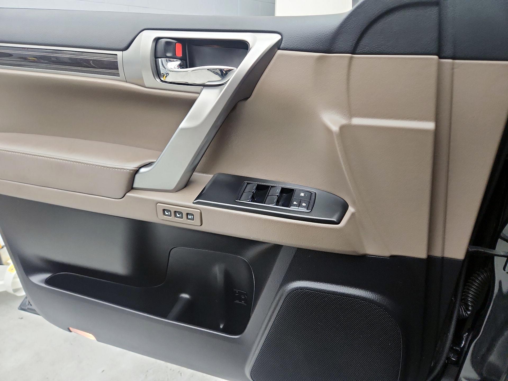 Thumbnail: 2022 Lexus GX - 12