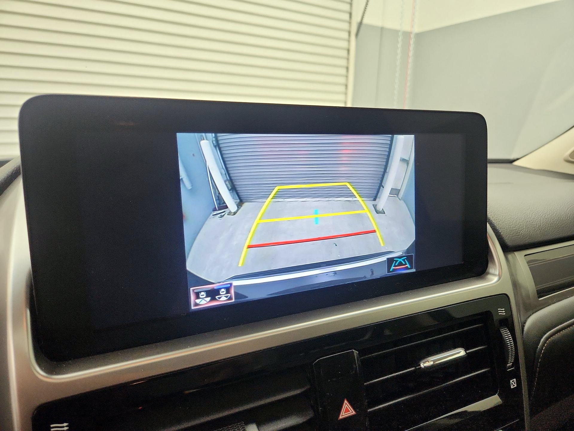 Thumbnail: 2022 Lexus GX - 15