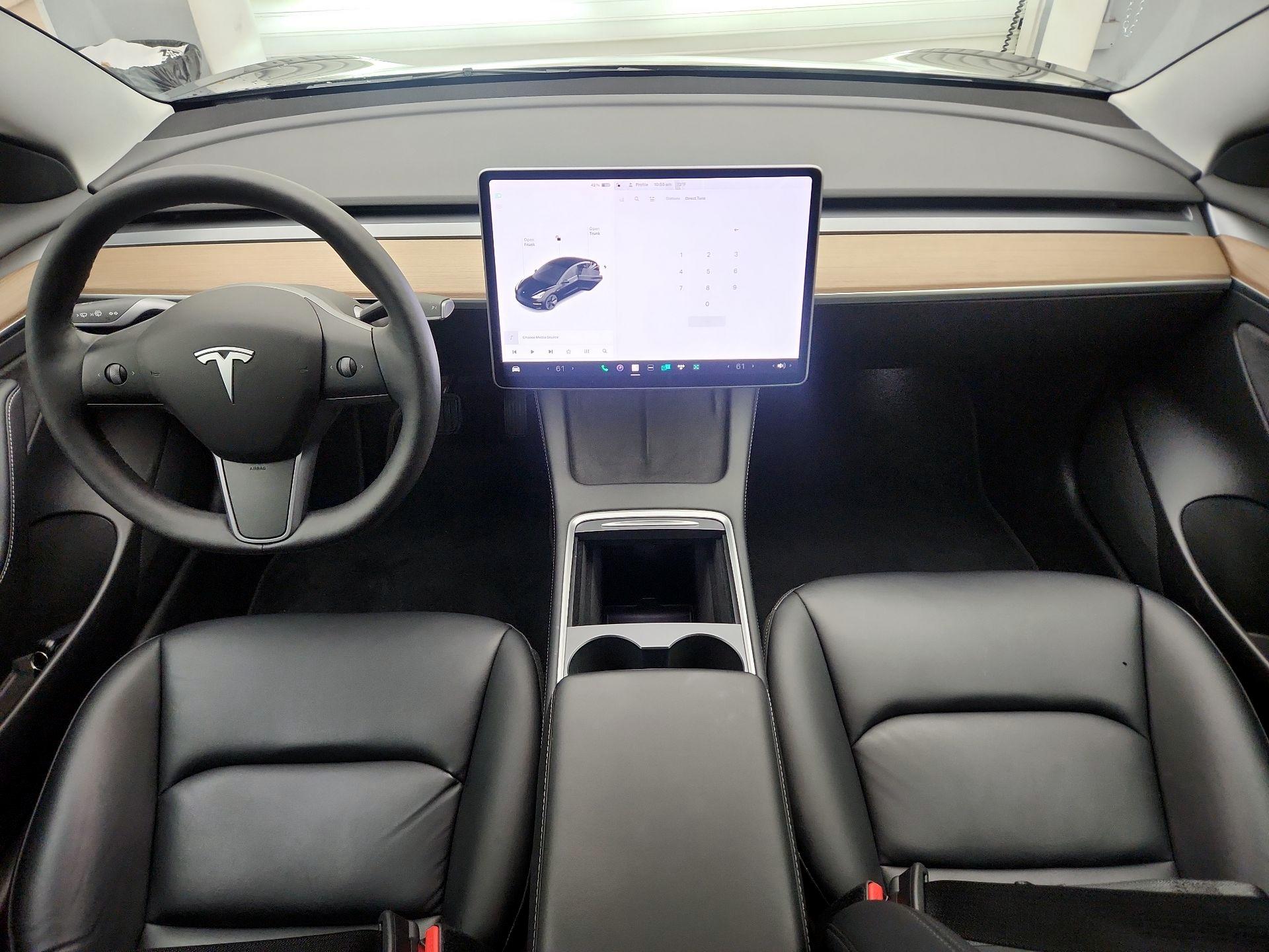 Thumbnail: 2022 Tesla Model 3 - 9