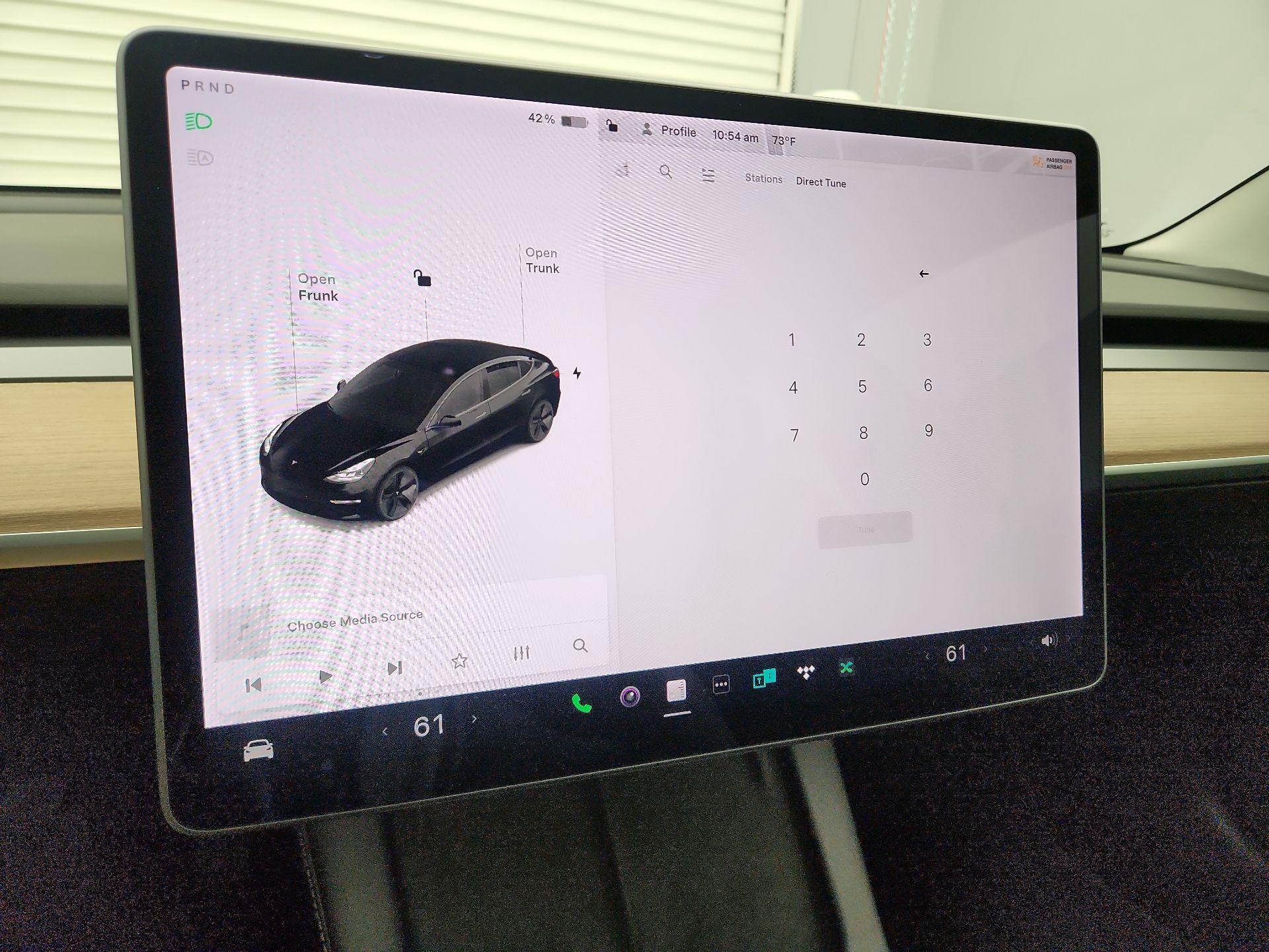 Thumbnail: 2022 Tesla Model 3 - 15