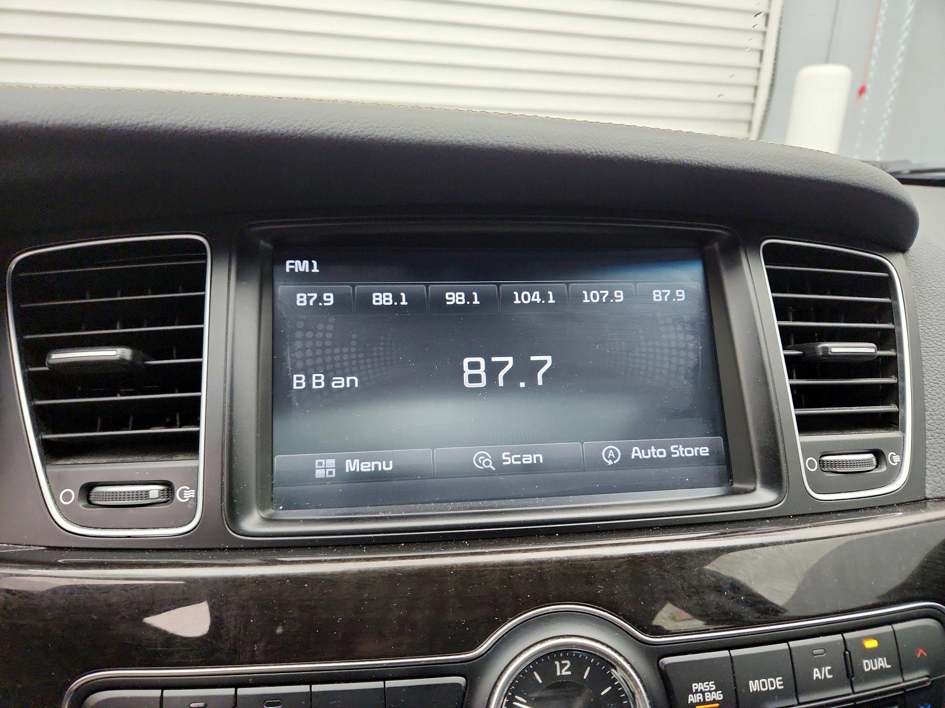 Thumbnail: 2014 Kia Cadenza - 15