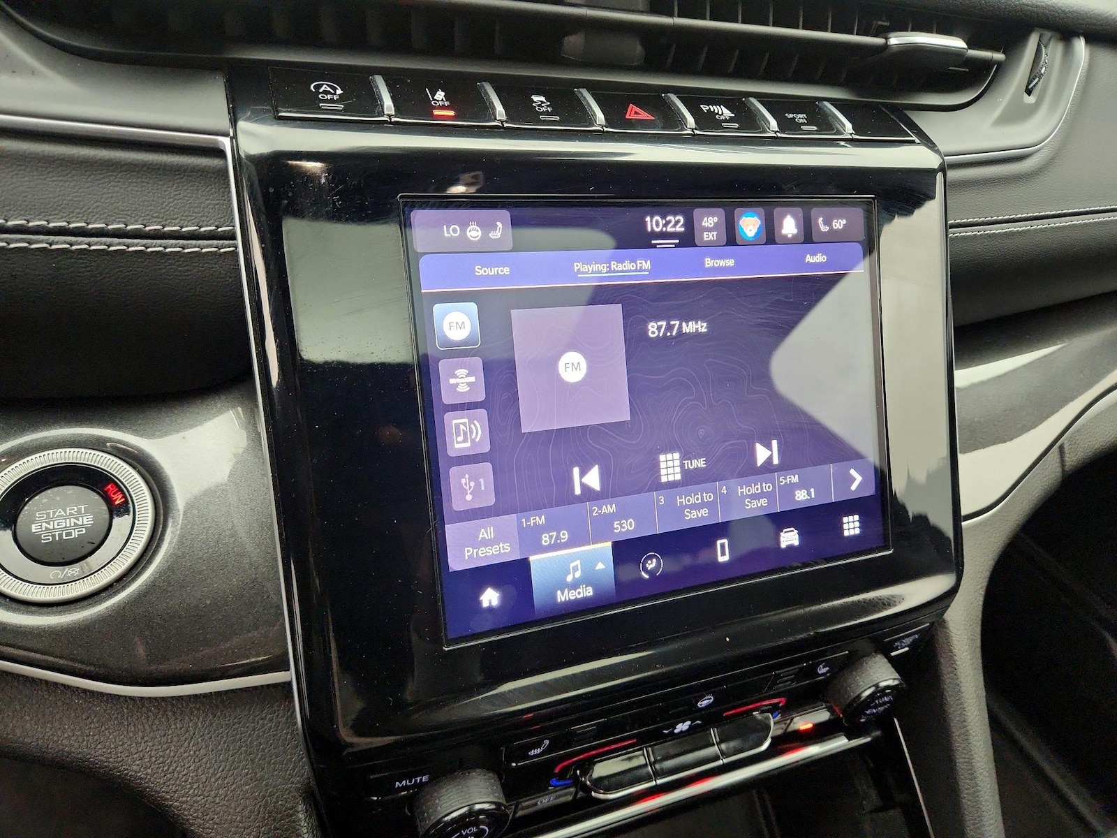 2022 Jeep Grand Cherokee Altitude - Photo 16