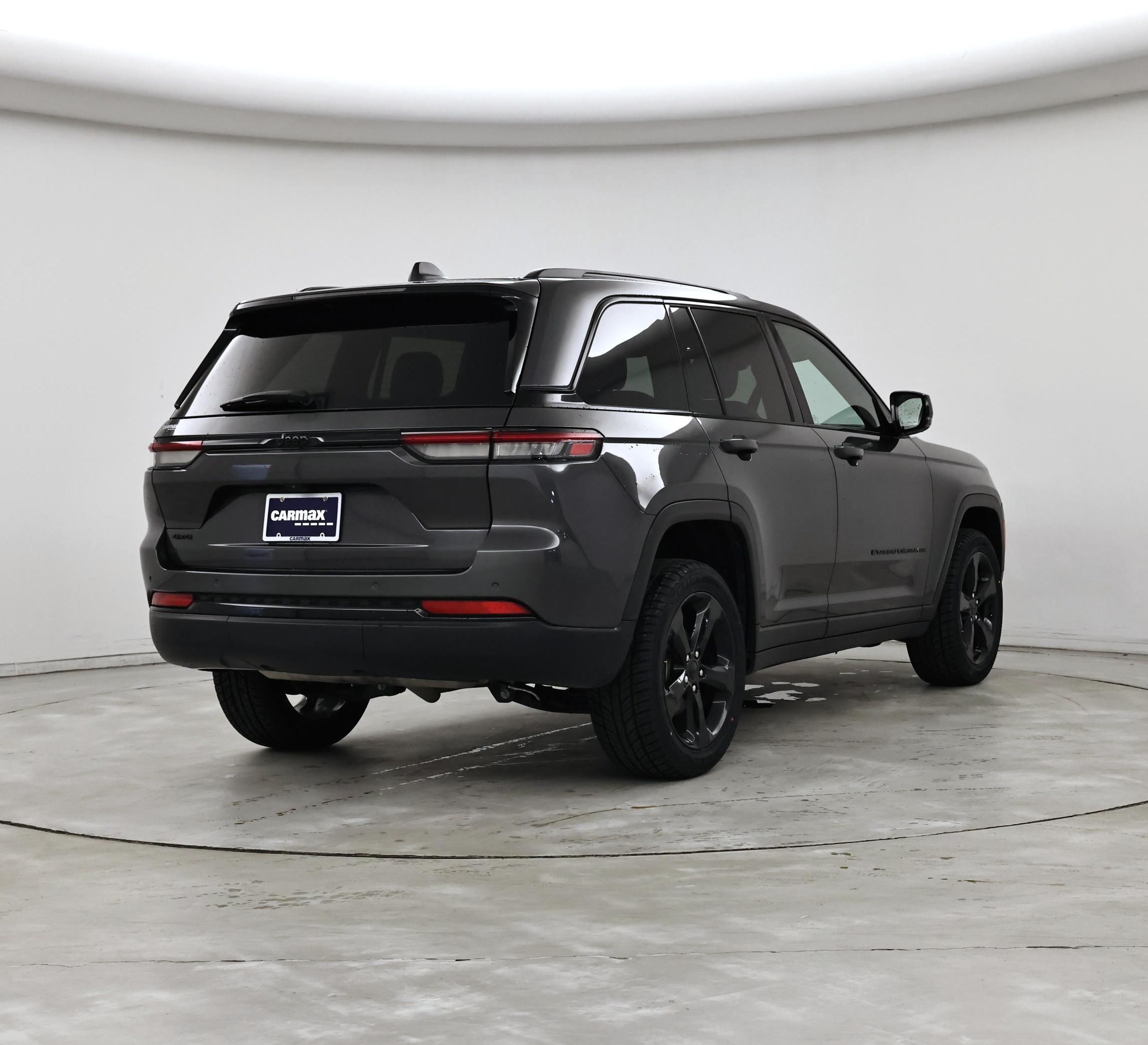 Thumbnail: 2022 Jeep Grand Cherokee - 8