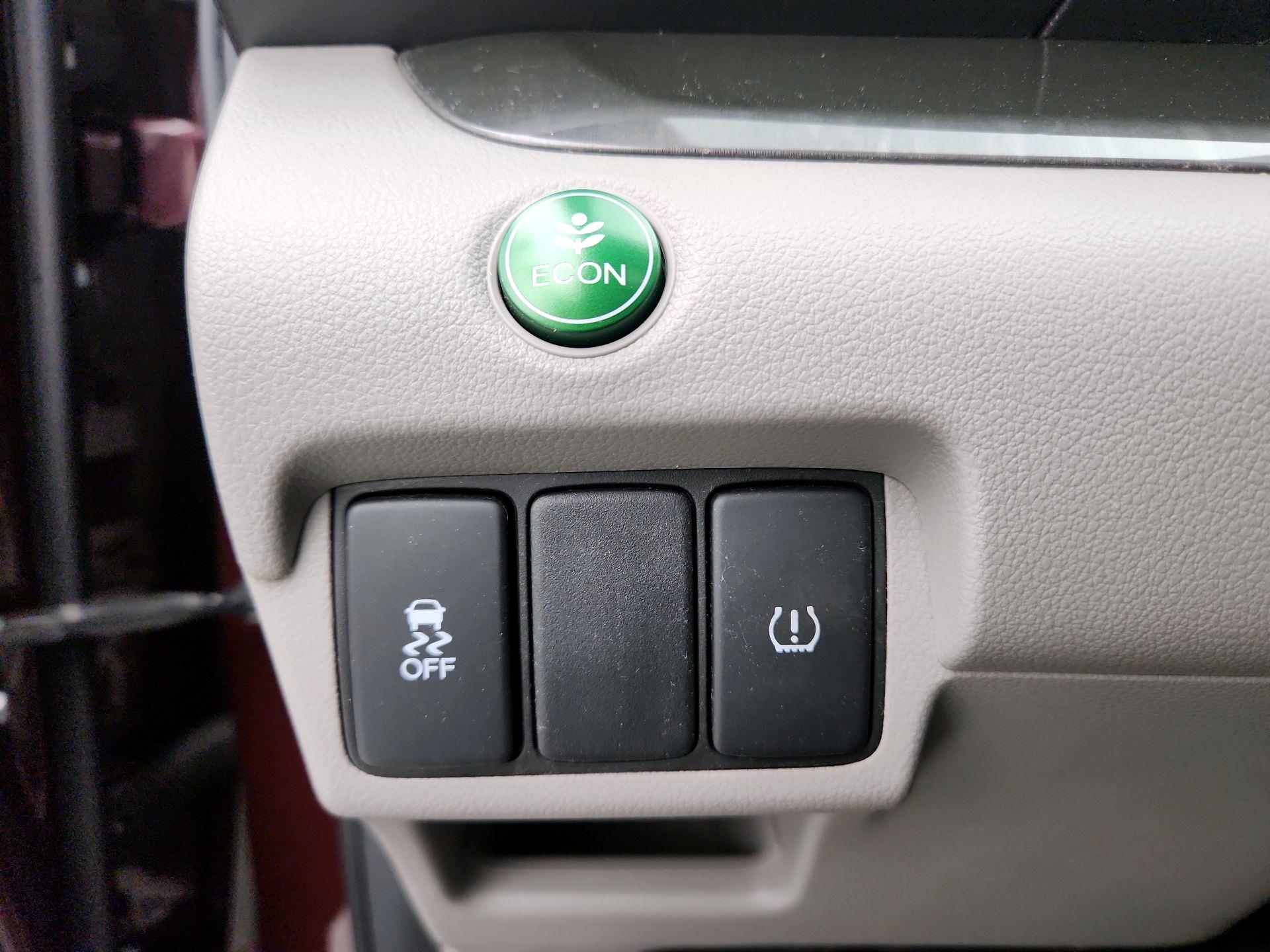 Thumbnail: 2014 Honda CR-V - 13