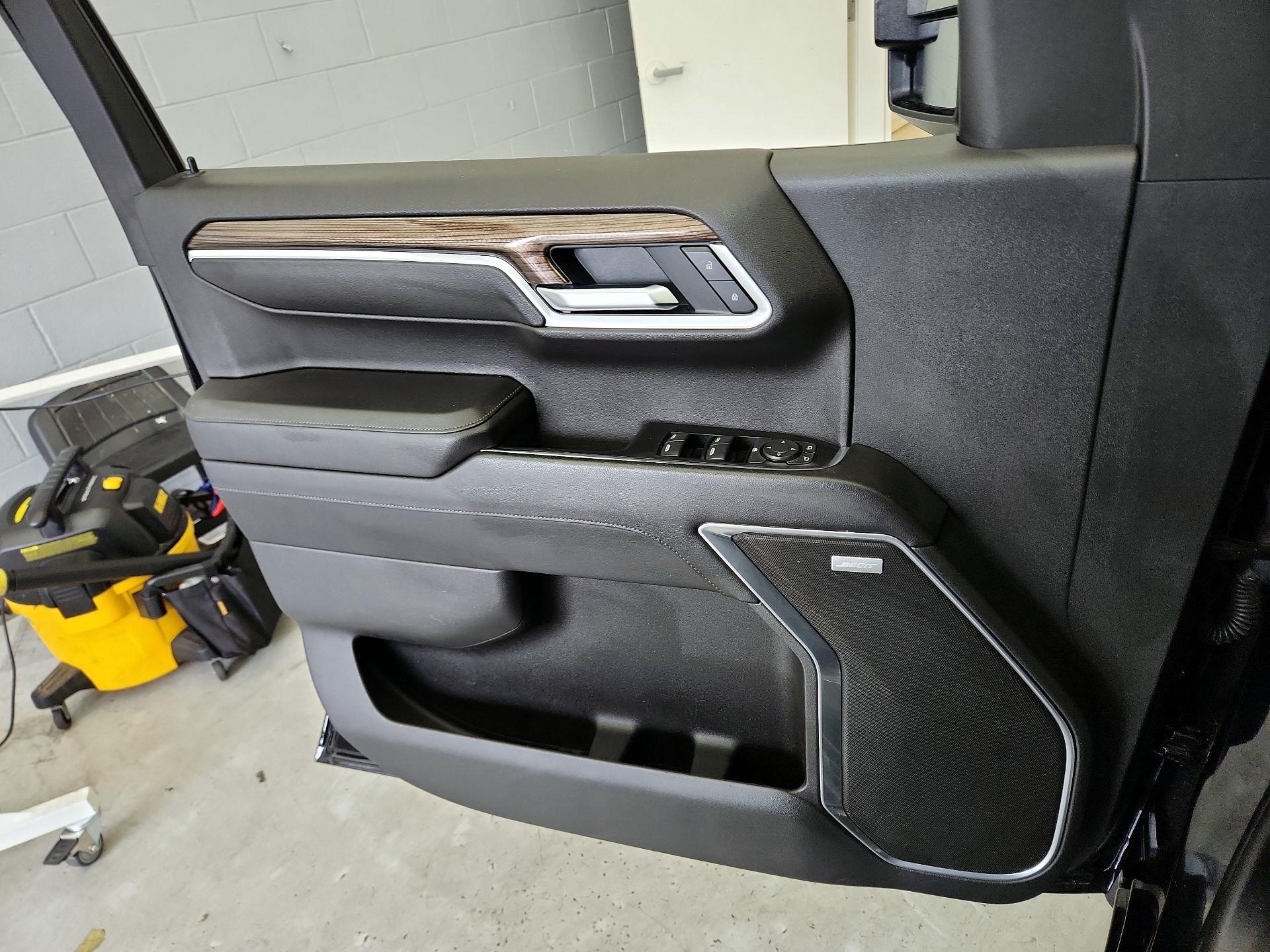Thumbnail: 2022 Chevrolet Silverado 1500 - 12