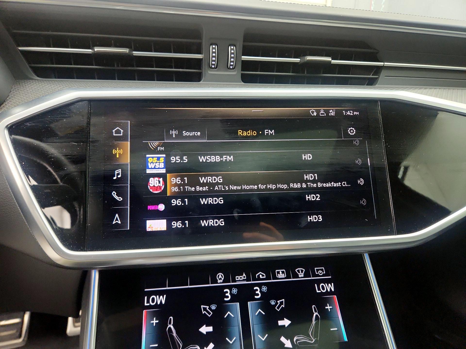 Thumbnail: 2020 Audi S6 - 16