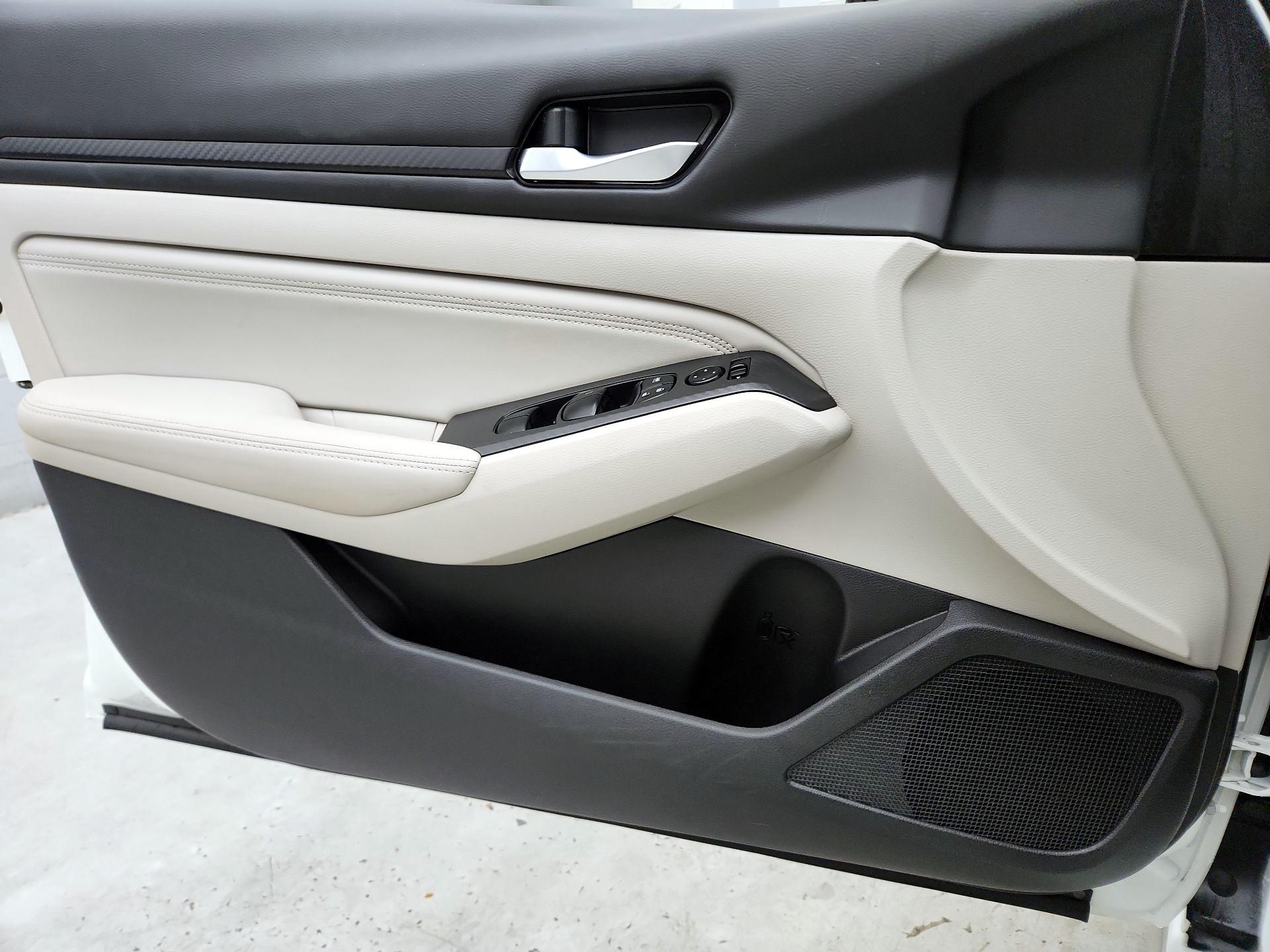 Thumbnail: 2020 Nissan Altima - 12