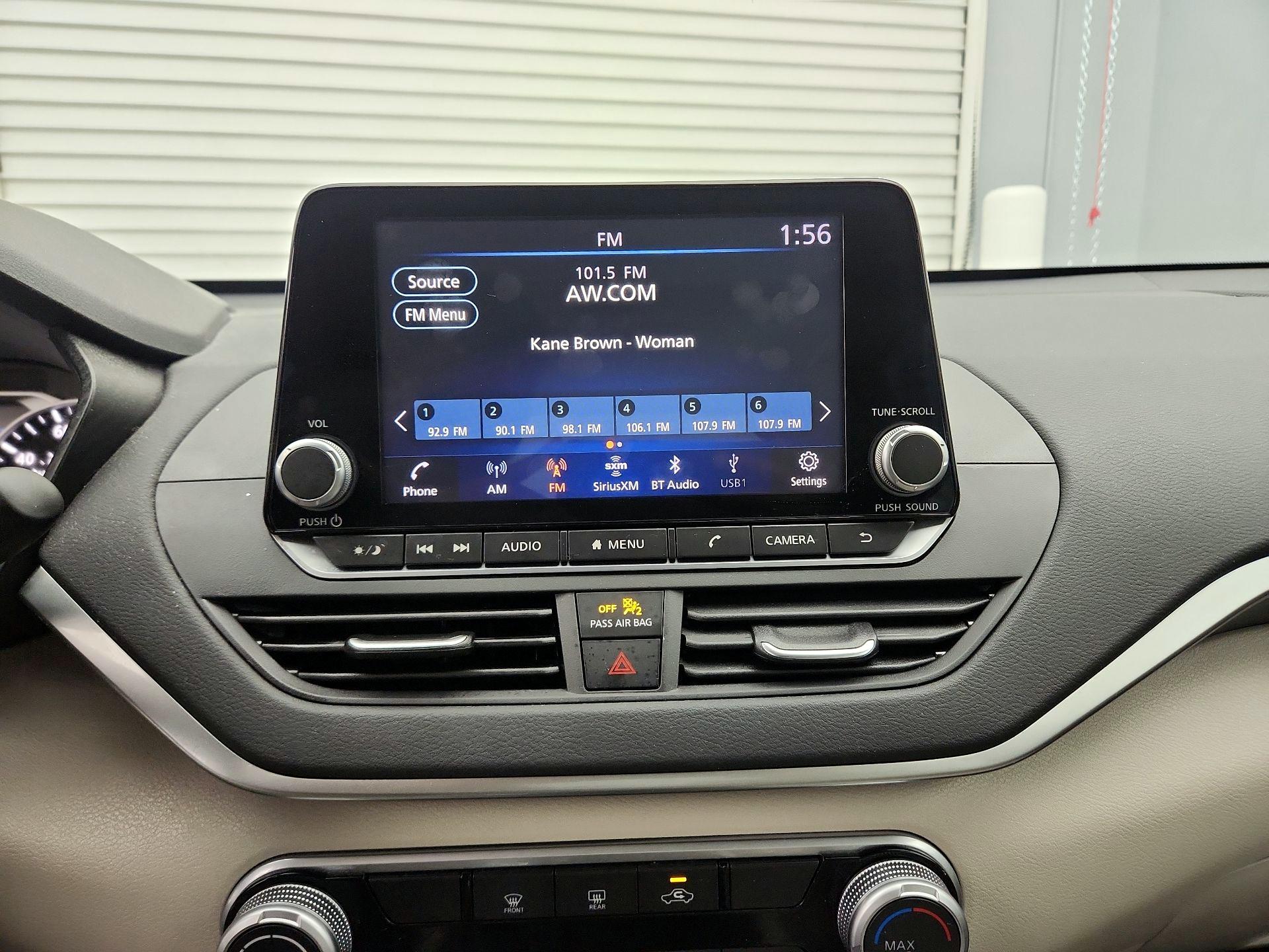 Thumbnail: 2020 Nissan Altima - 15