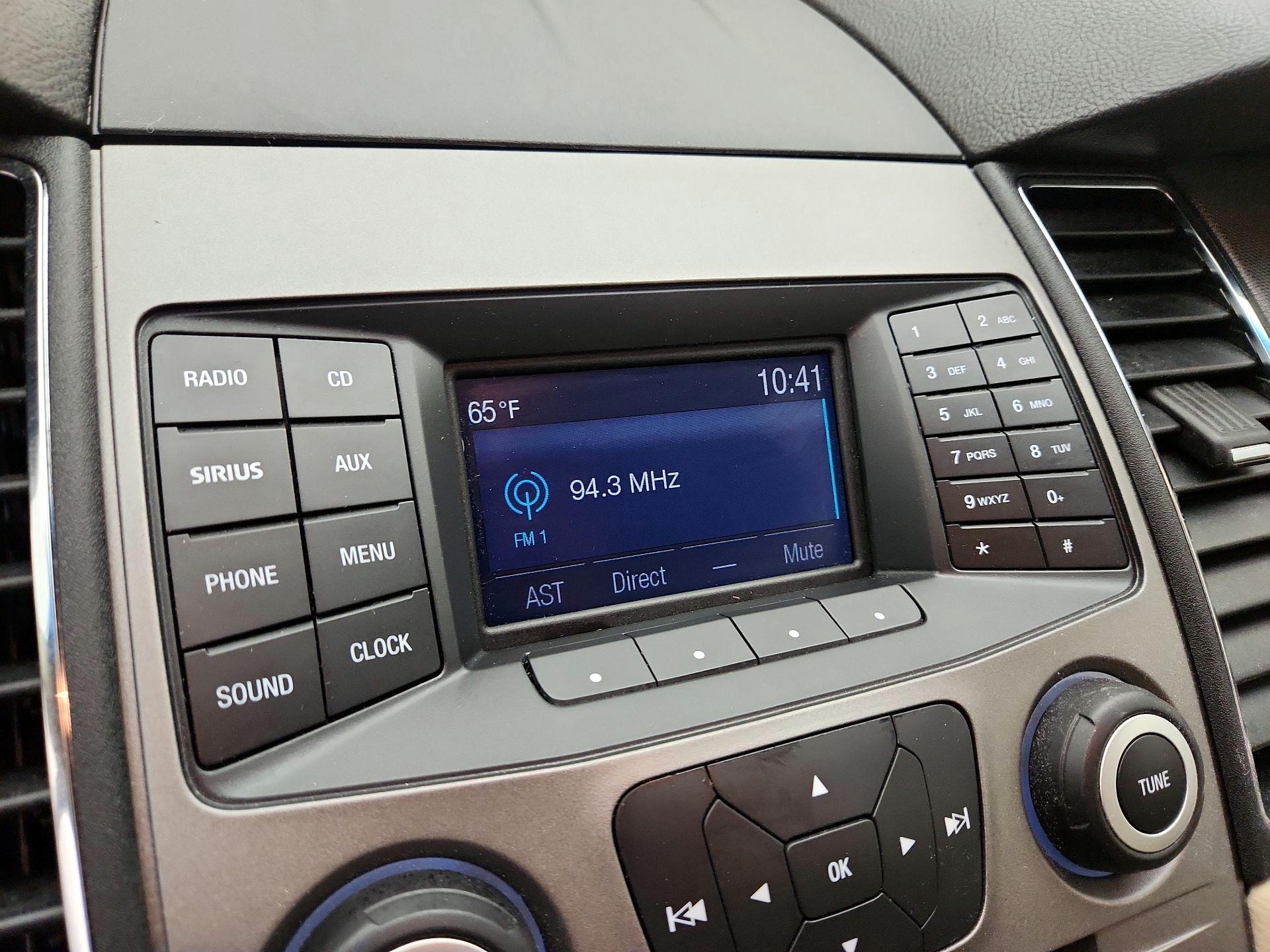 Thumbnail: 2017 Ford Taurus - 15